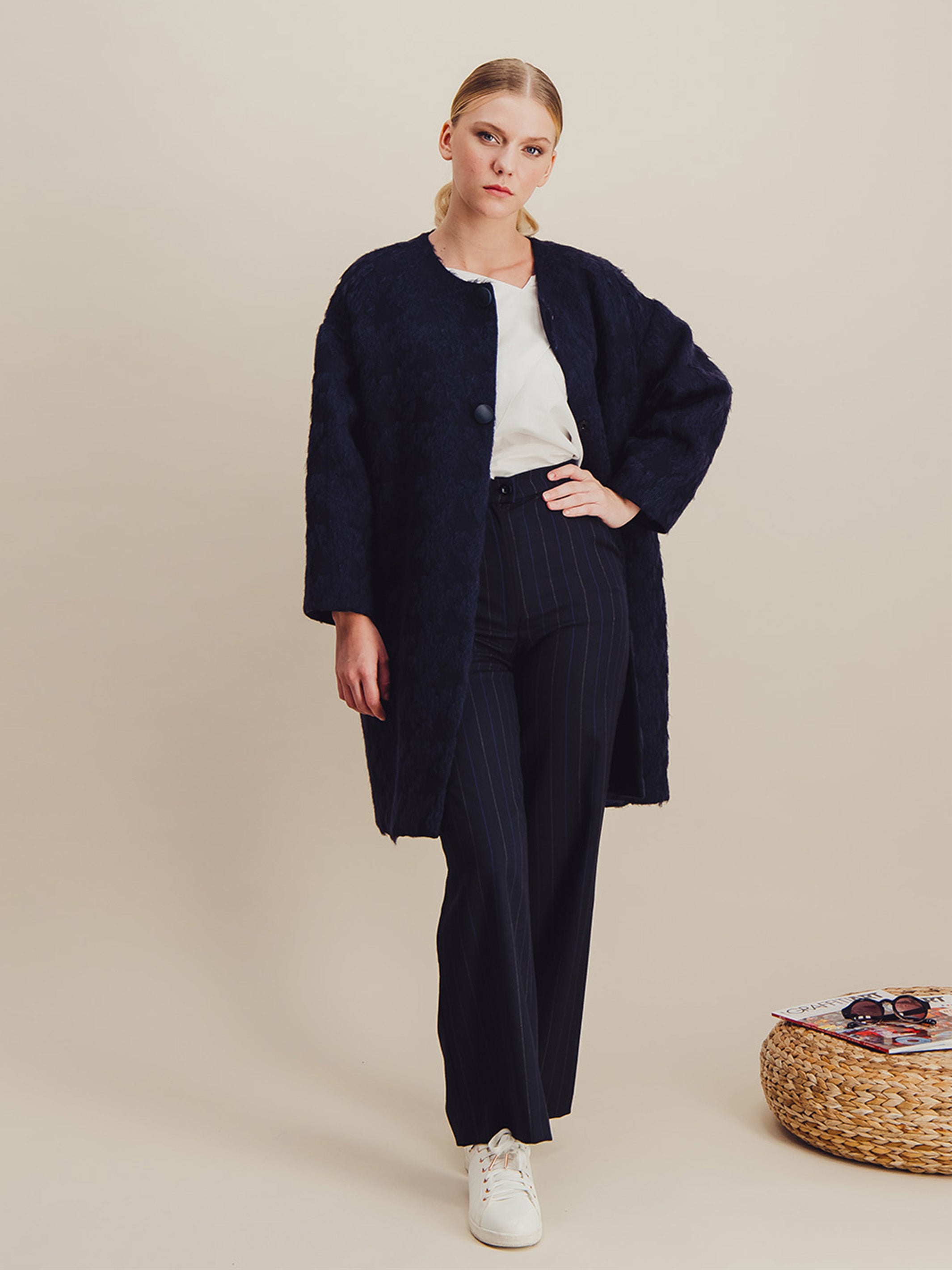 Anahide Saint André Hologram manteau long marine laine soie