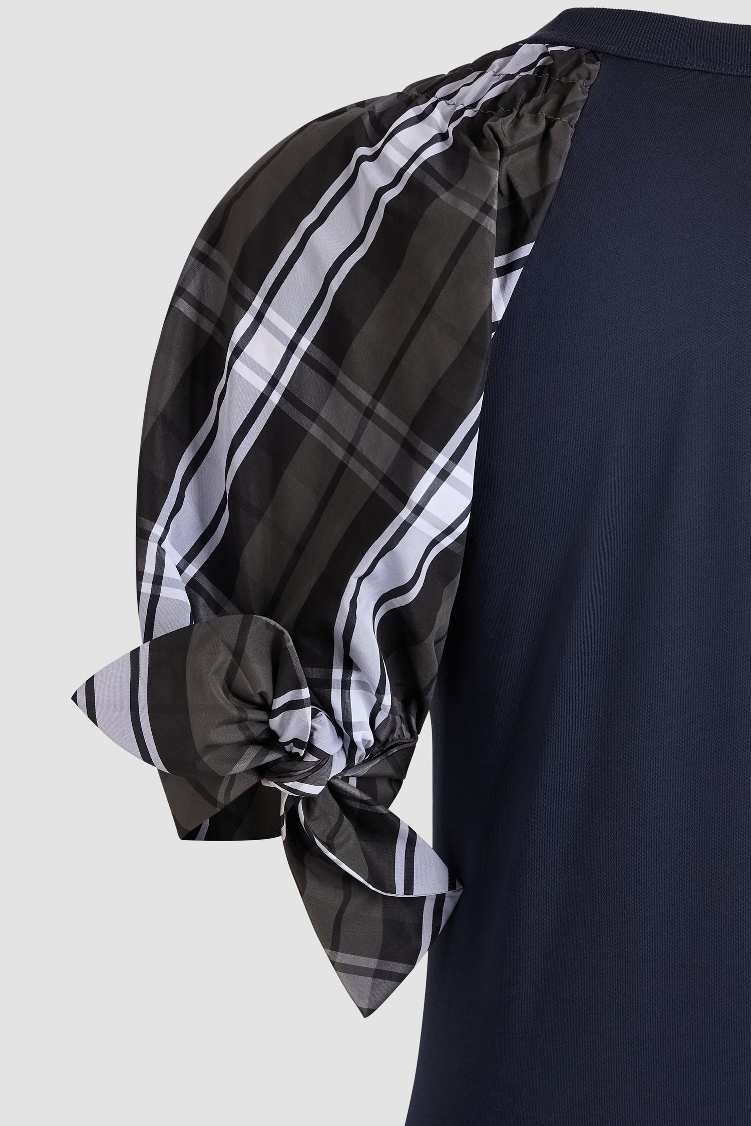 Patou JE257 t-shirt droit Midnight Blue coton bio manches nouées