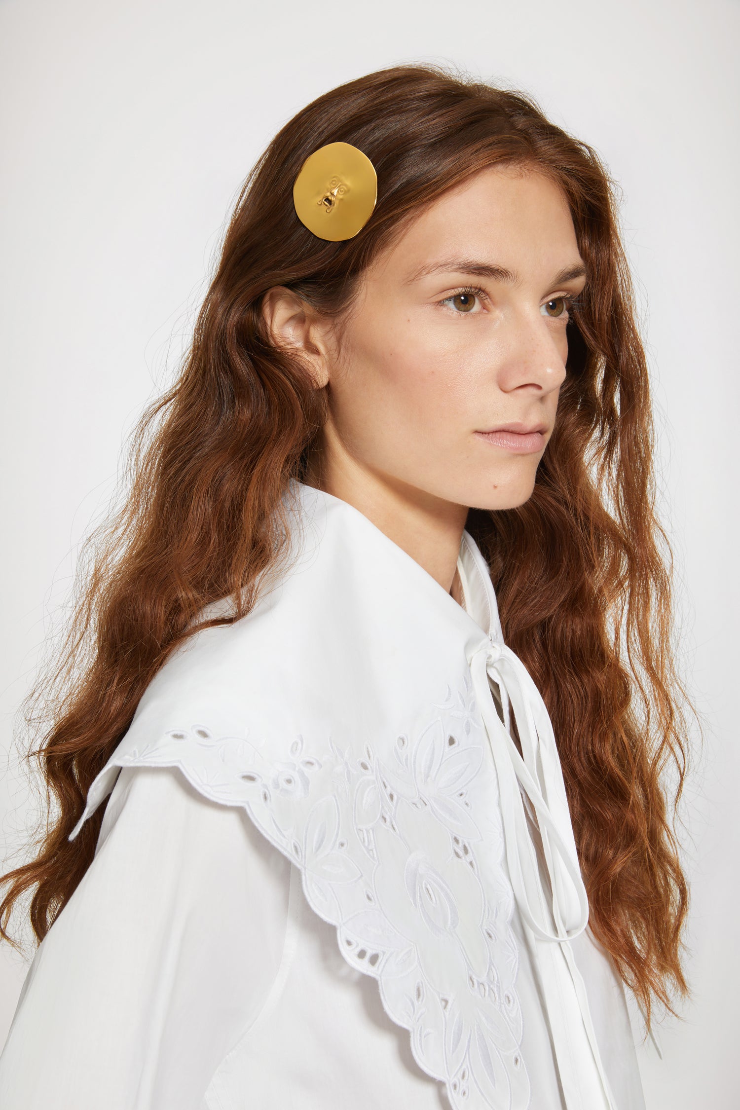 Patou Accessories barrette Large Face laiton doré