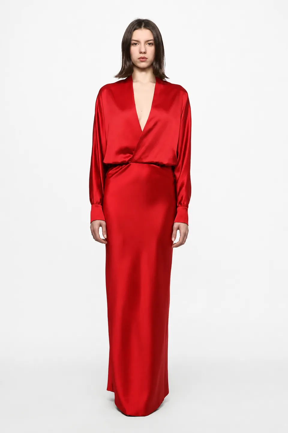 ATU Body Couture Long and formal robe longue satin rouge col V
