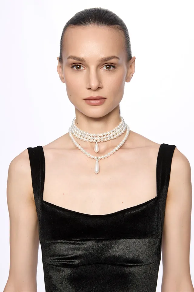 ATU Body Couture Pearl collier perles nacre pendentif poire