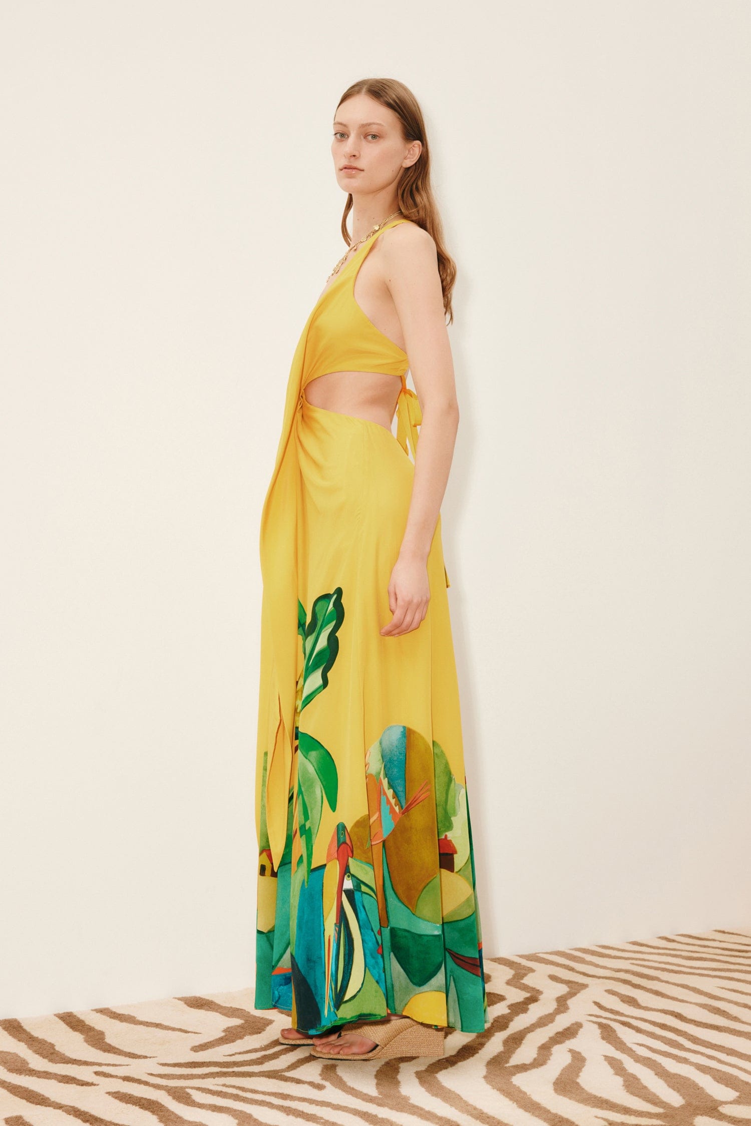 Alemais Mokshini robe midi soie découpes taille