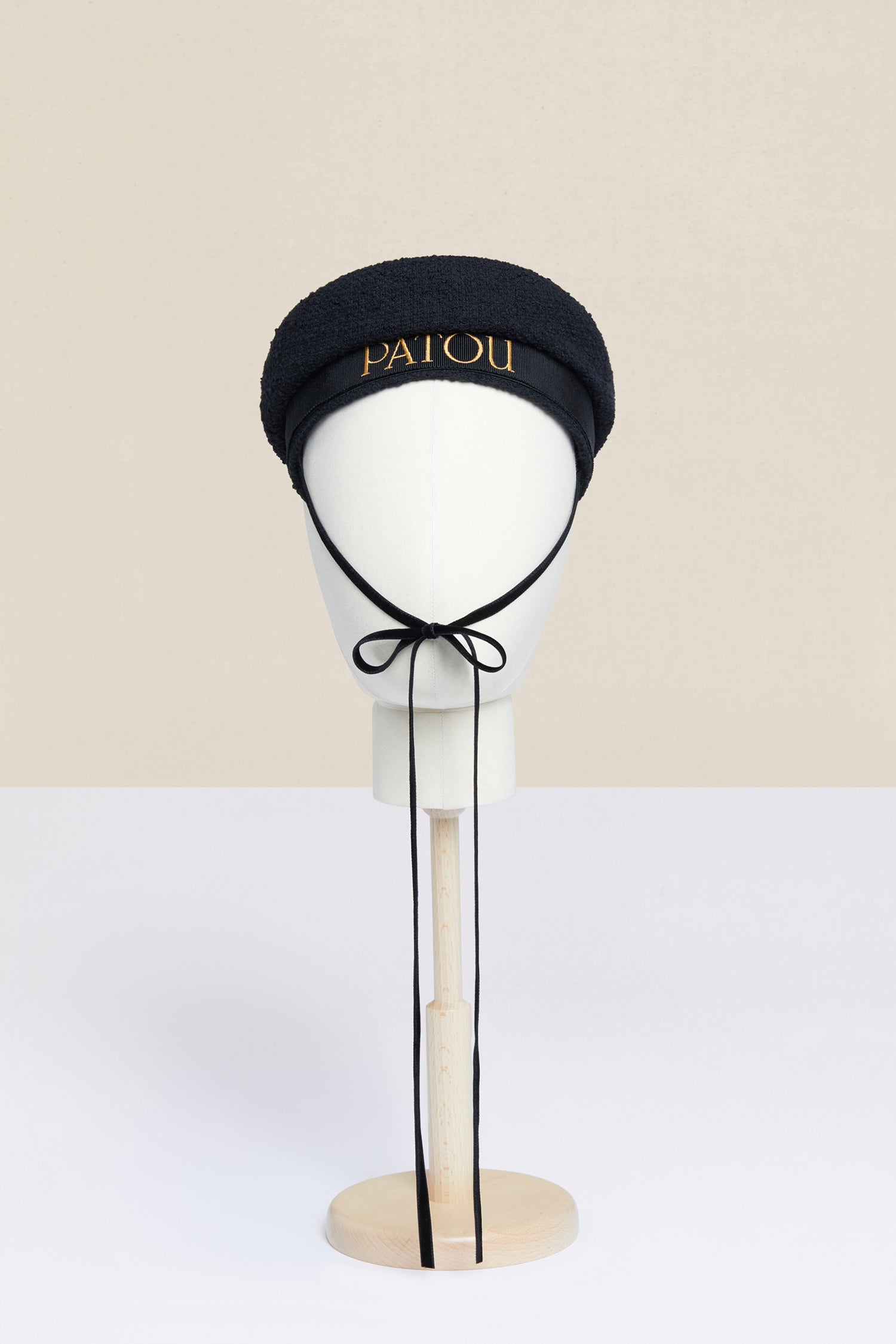 Patou E20AC002 chapeau marin tweed noir