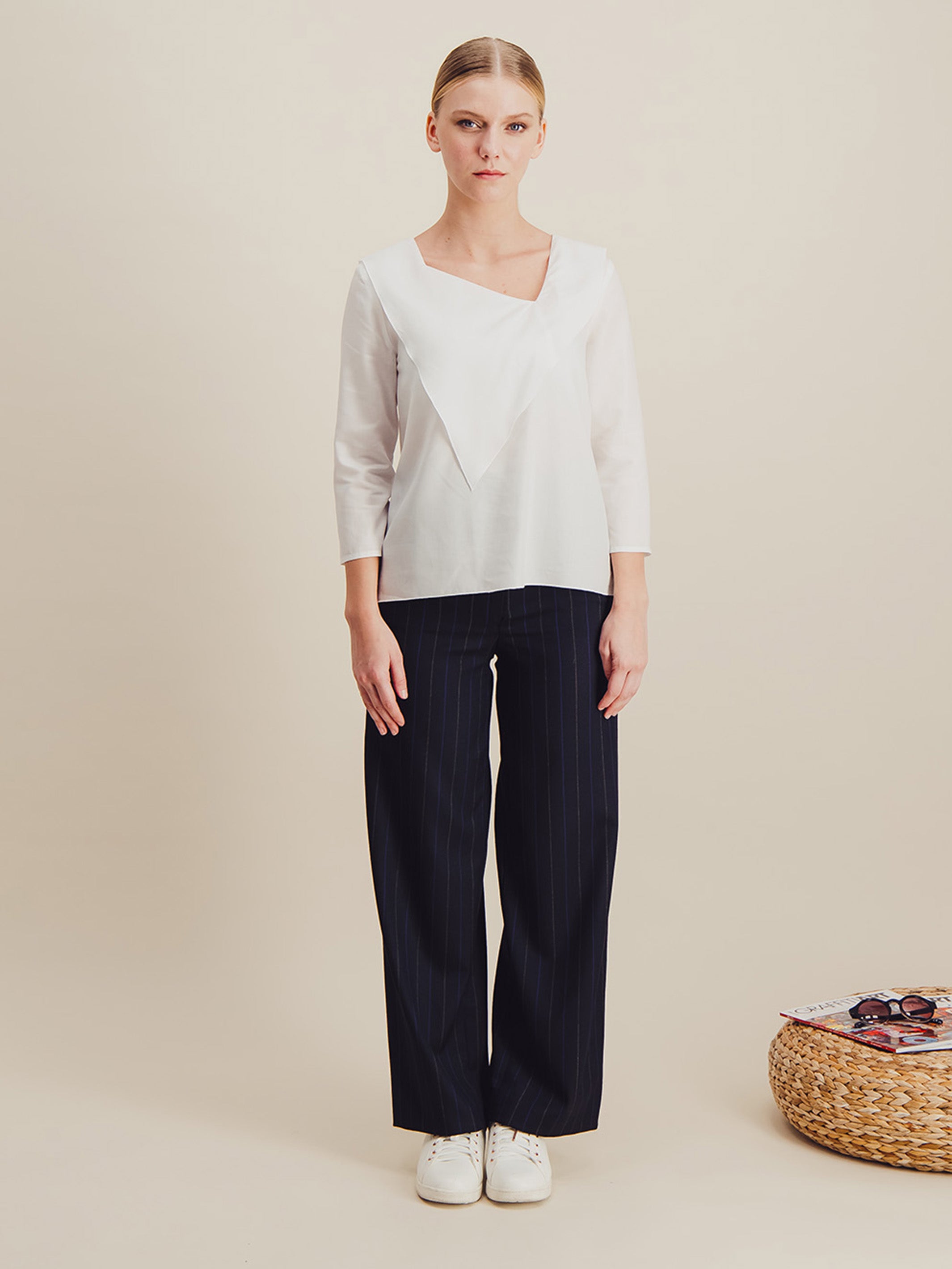 Anahide Saint André Bora pantalon tailleur laine rayé bleu