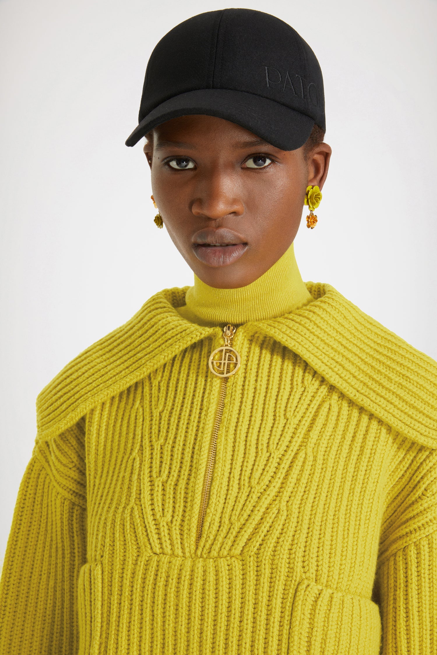 Patou KN090 pull absinthe laine mérinos col zip