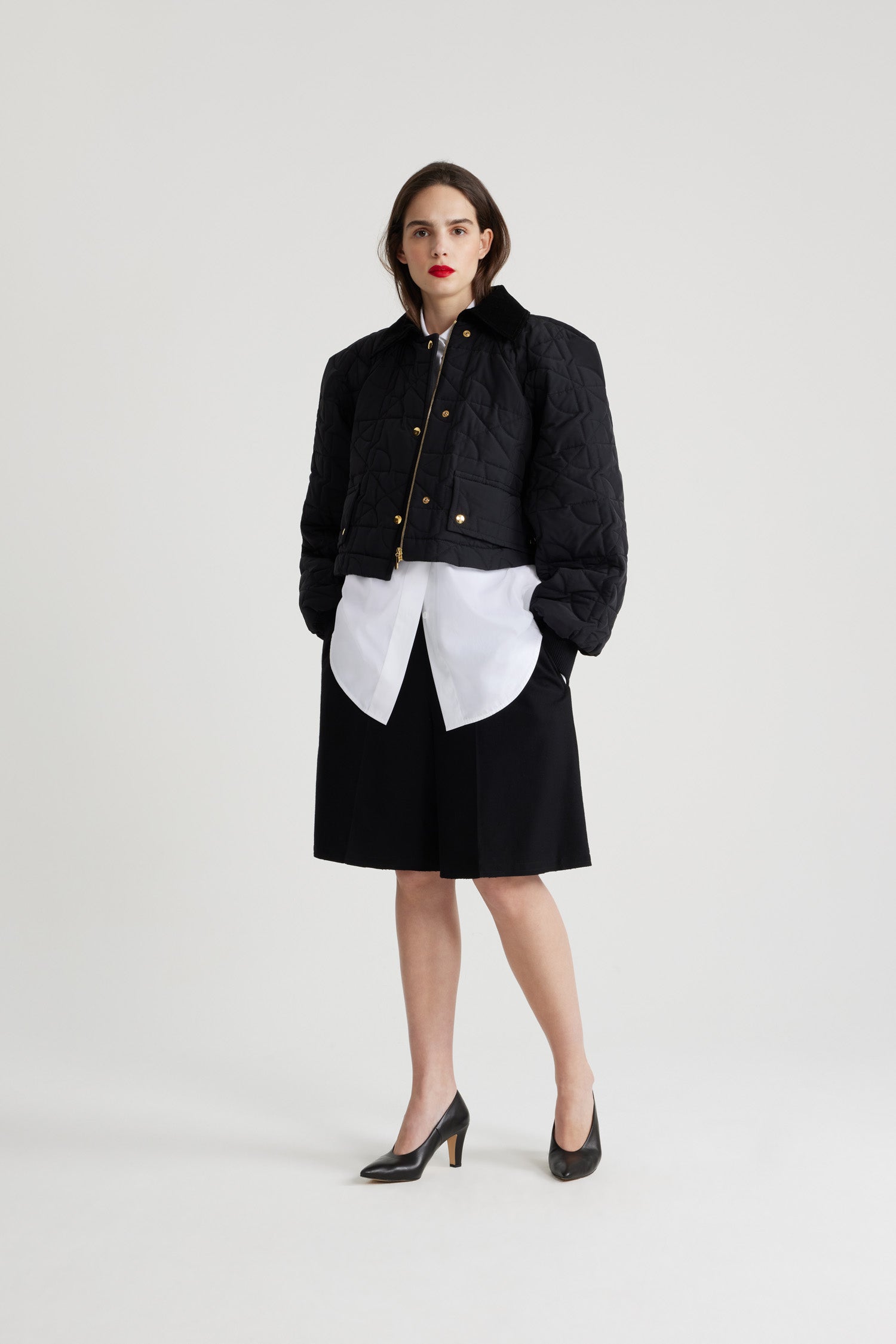 Patou Jackets H24OU0270188999B bomber noir cropped nylon recyclé