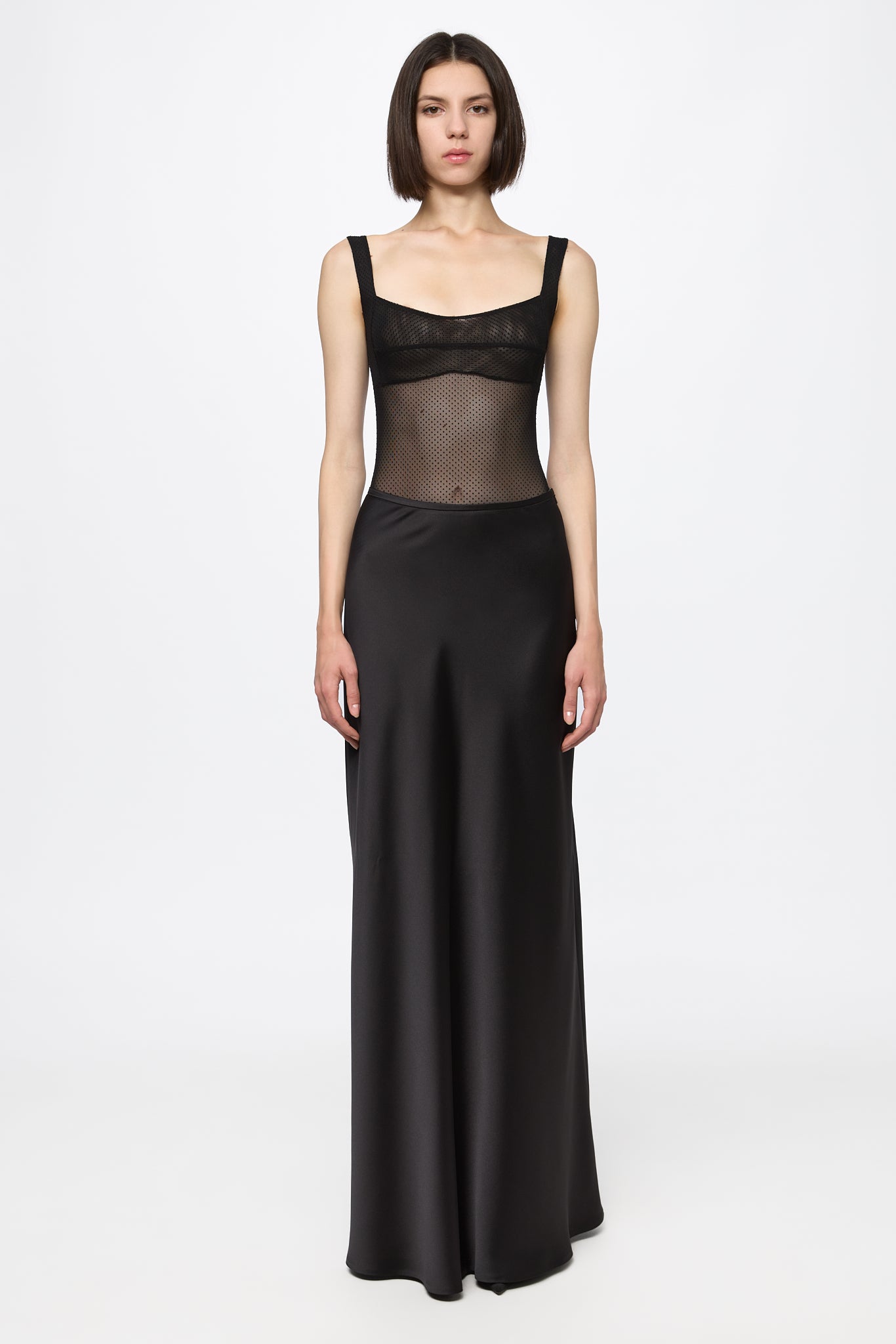 ATU Body Couture Skirts Jupe Longue Satin Noire Taille S