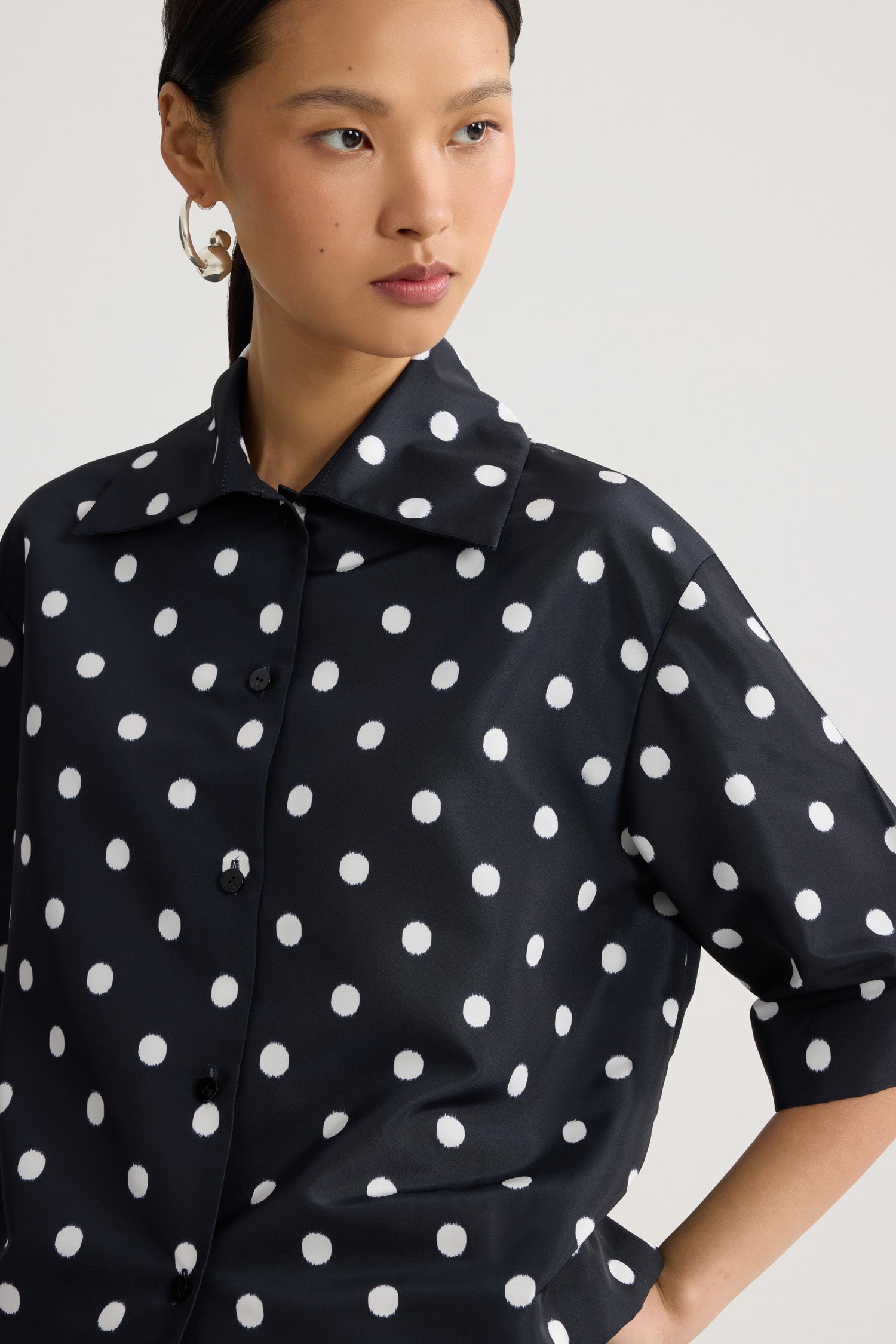 Patou P26BL05902455963 blouse pois bleue faille