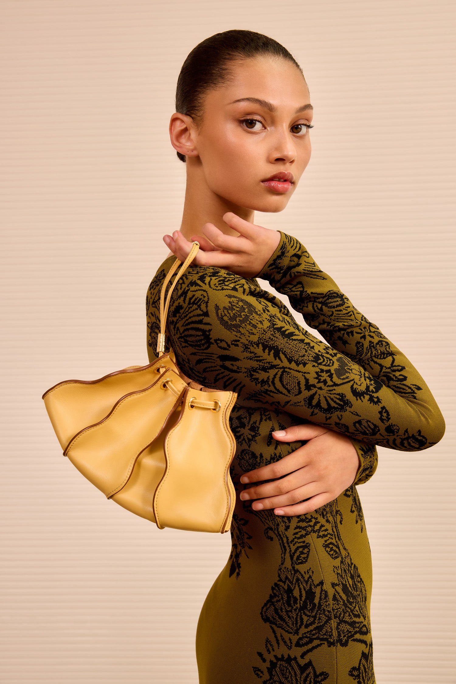 Ulla Johnson Adria PS261106 sac bandoulière cuir Lotus jaune