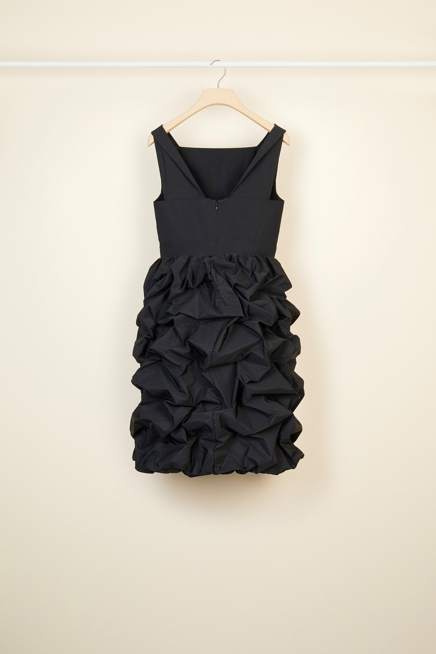 Patou DR009 robe boule faille midi Black