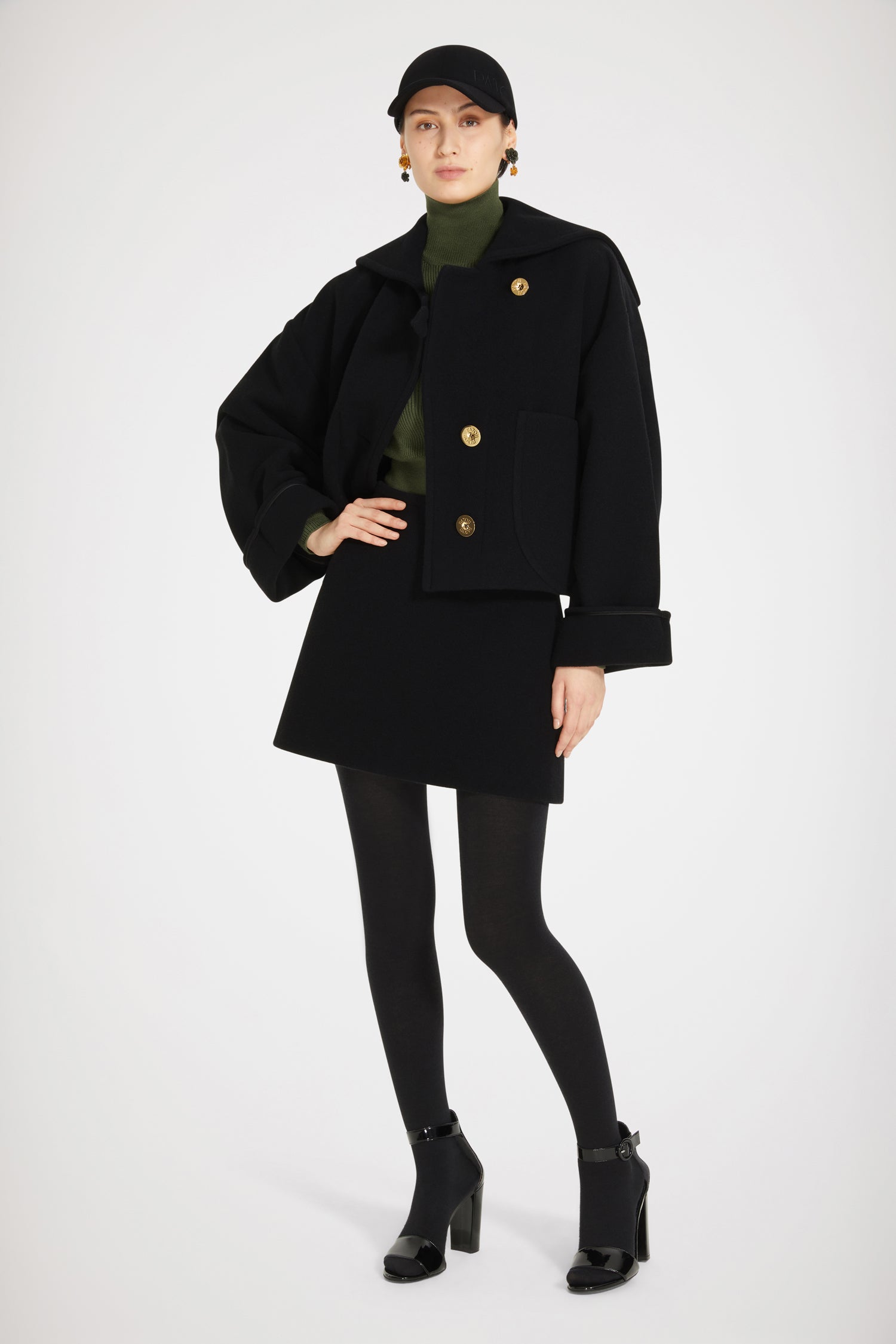 Patou H22CO0140121999B manteau laine double-face noir court