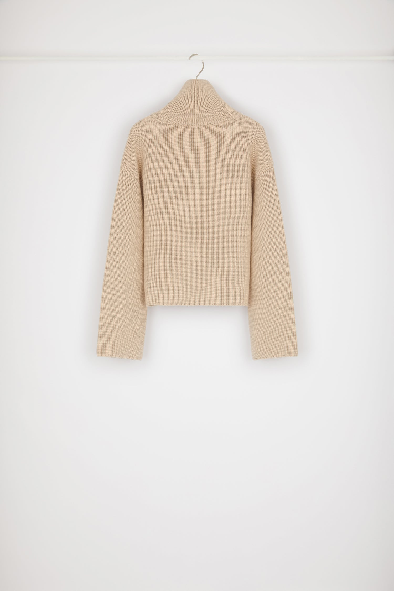 Patou KN092 pull col roulé biscuit XS-XL mérinos