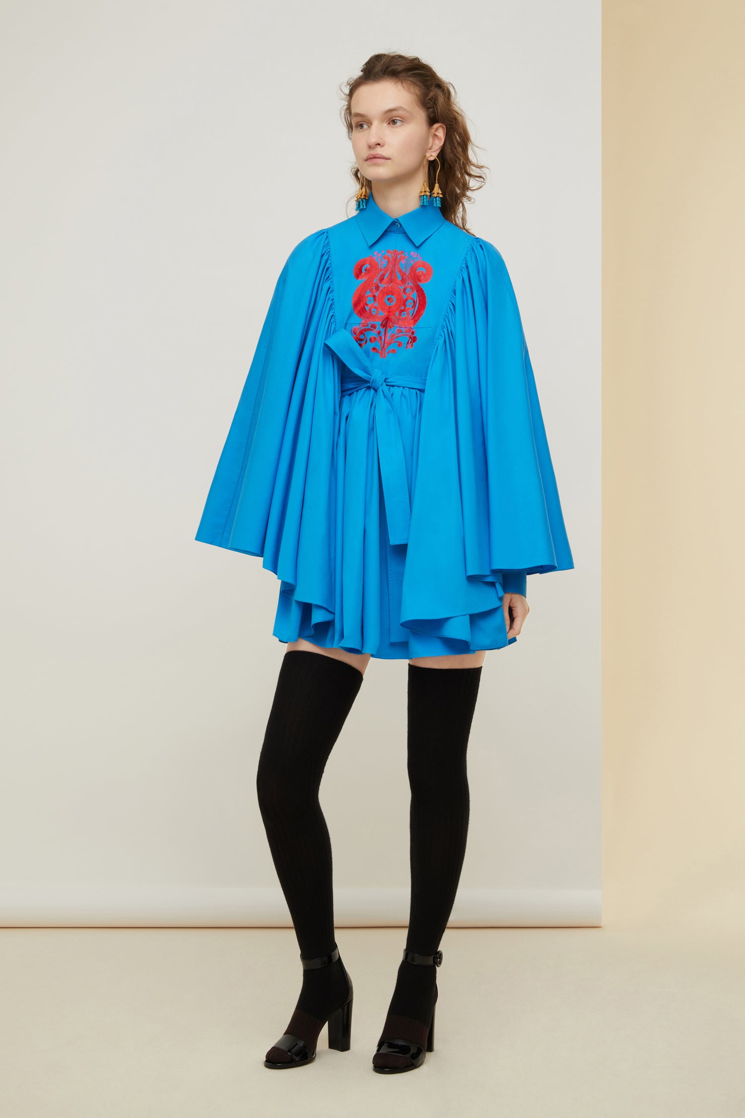 Patou A21DR074 robe mini bleue Bretagne coton bio ceinturée