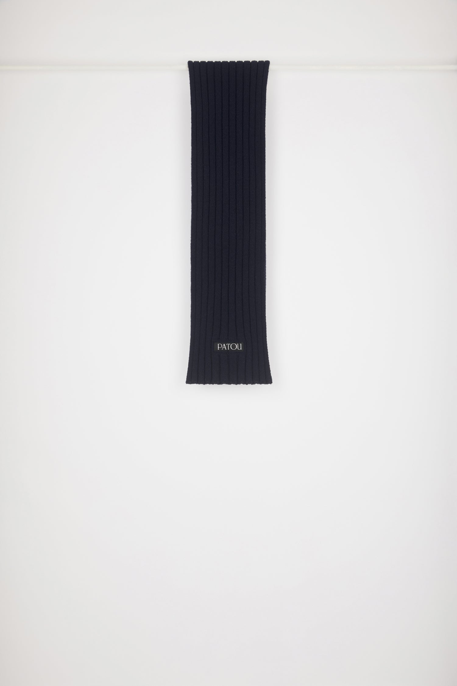 Patou H22AC036 écharpe navy laine côtelée TU