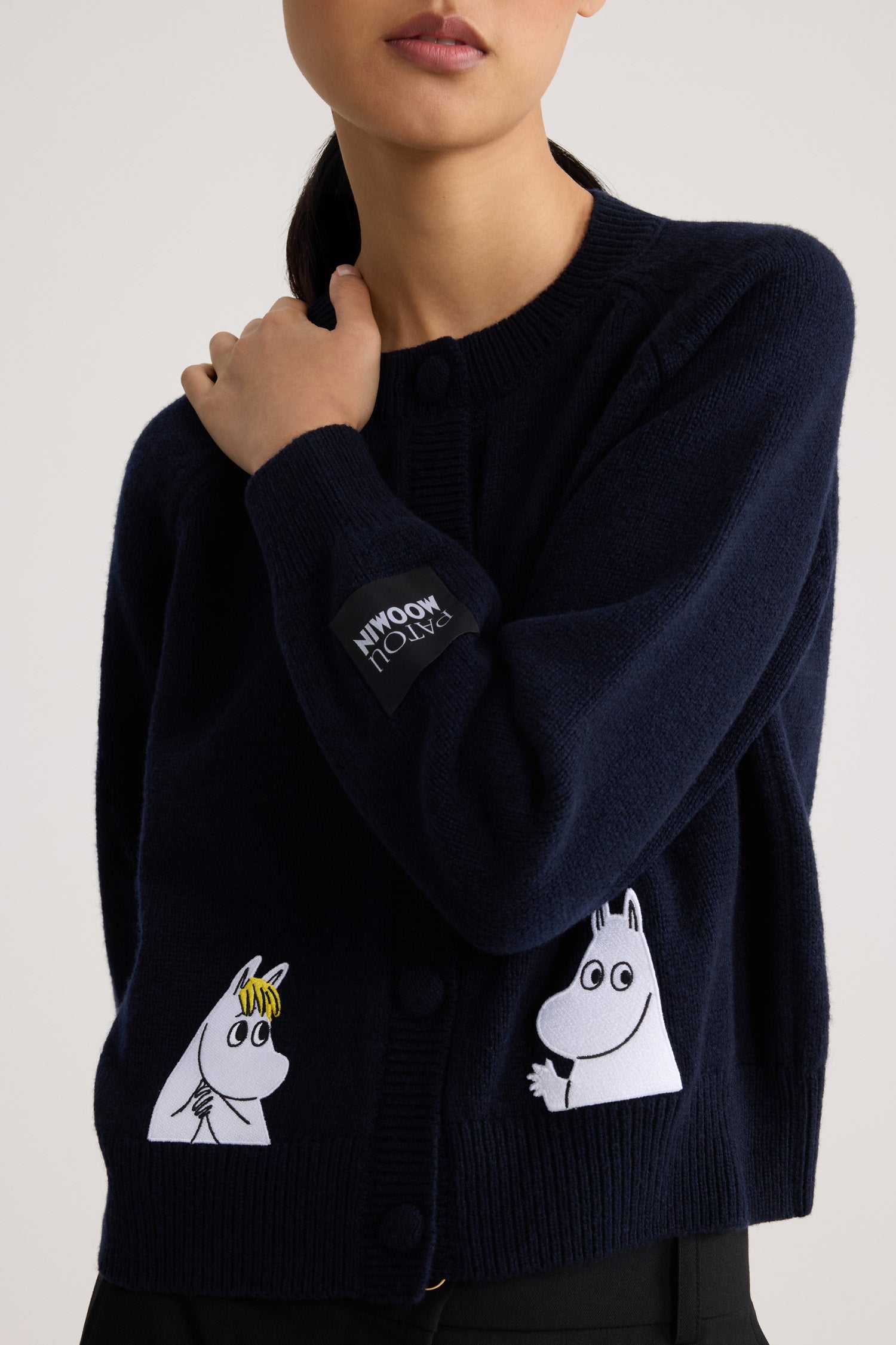 Patou KN311 cardigan Moomin bleu laine cachemire