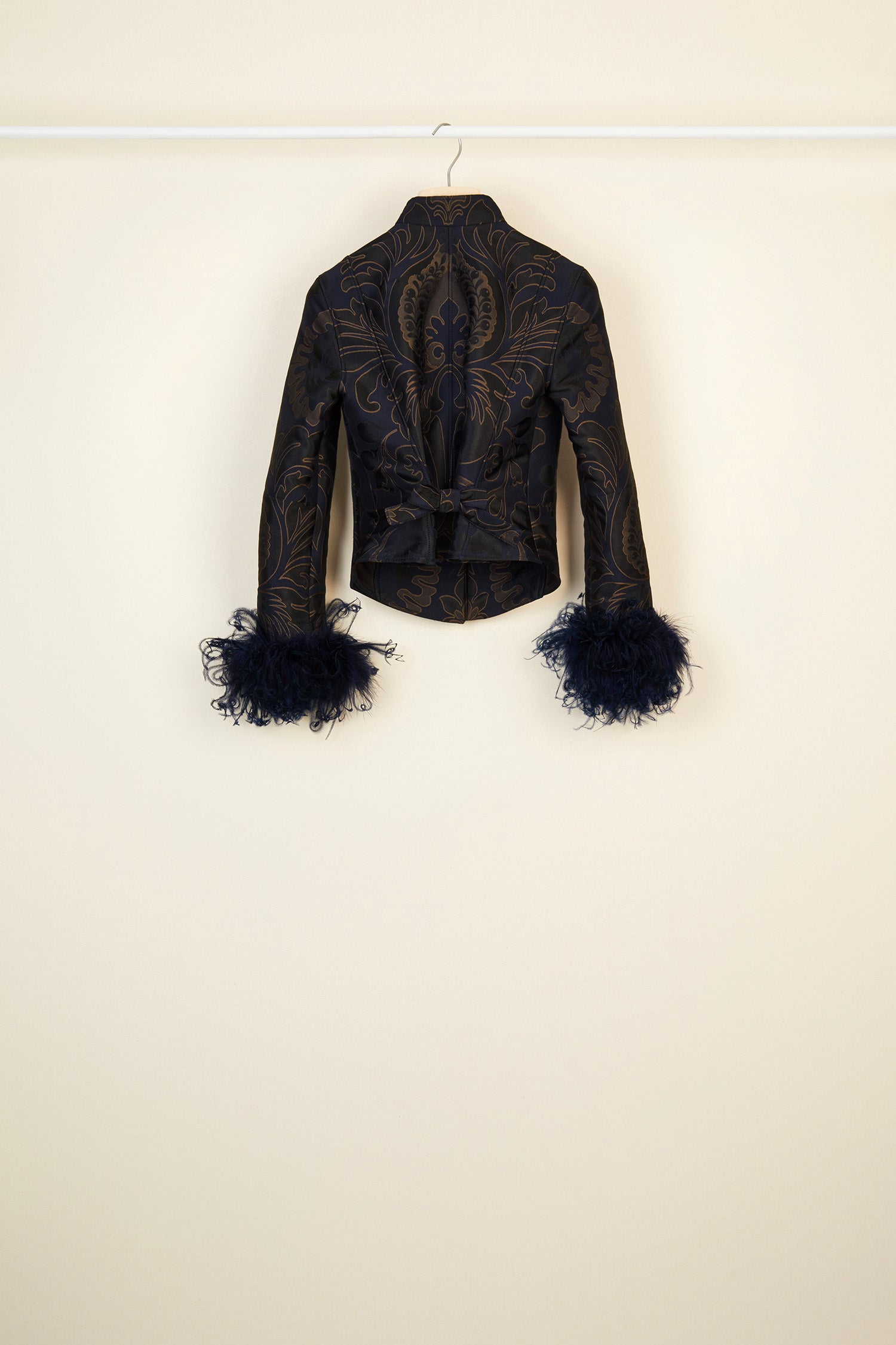 Patou Jackets H20OU00200075006 veste Navy Amber Print soie plumes
