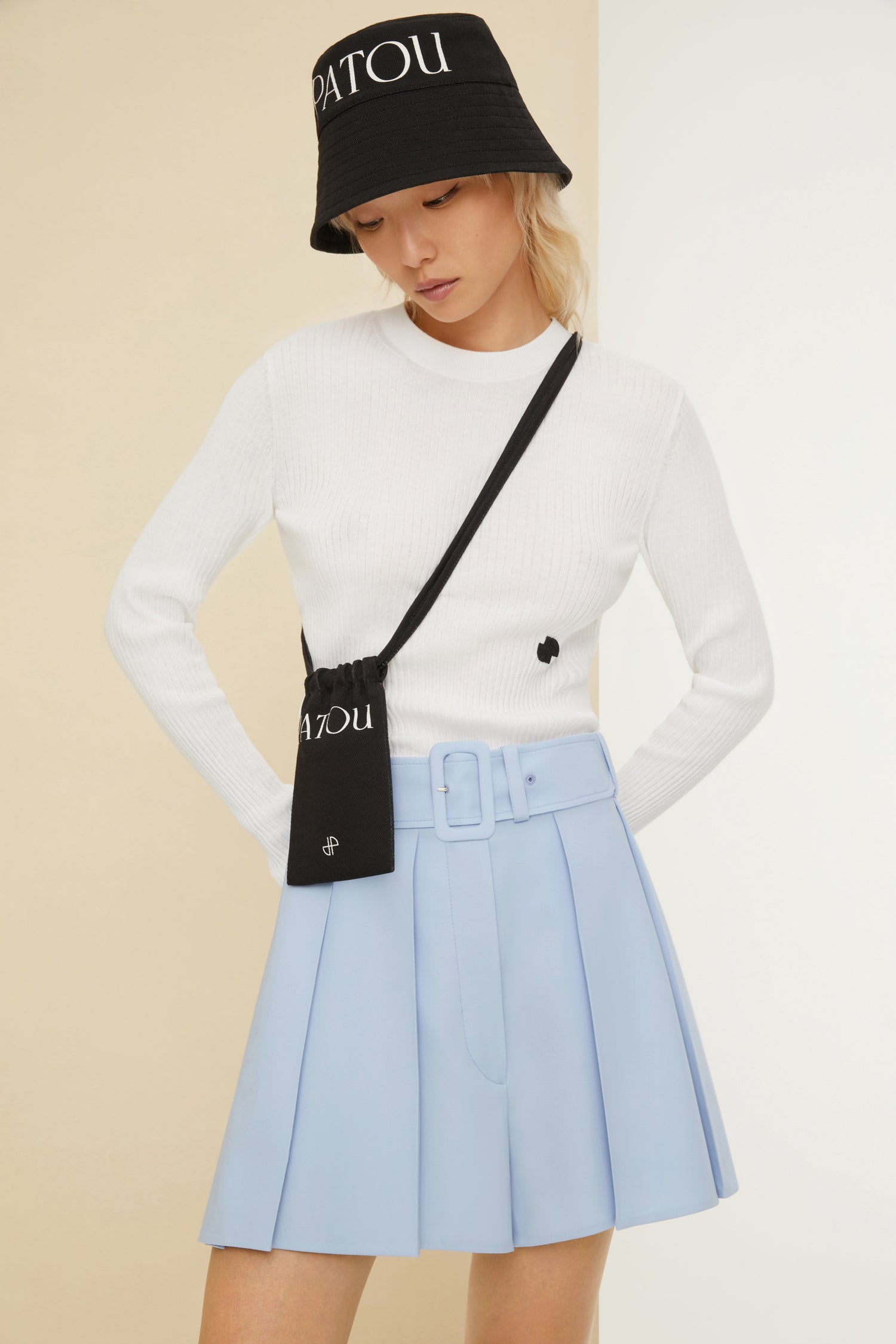 Patou TR018 short laine bleu ciel ceinture 34-44