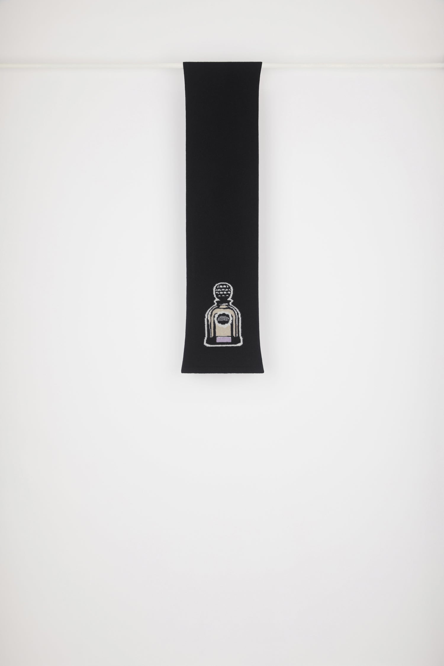 Patou H22AC0388041999B écharpe laine noire flacon parfum