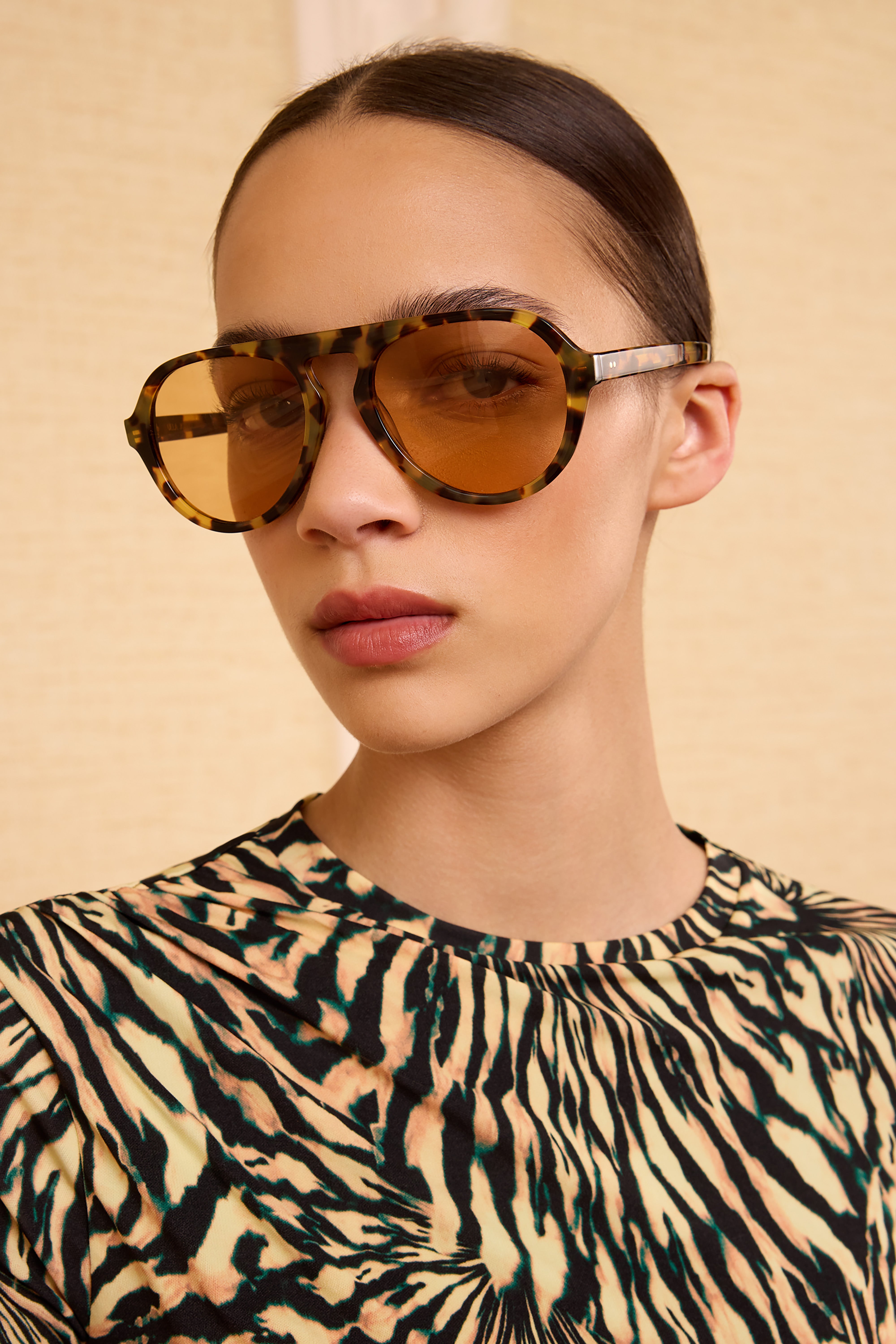 Ulla Johnson Lee lunettes aviateur écaille
