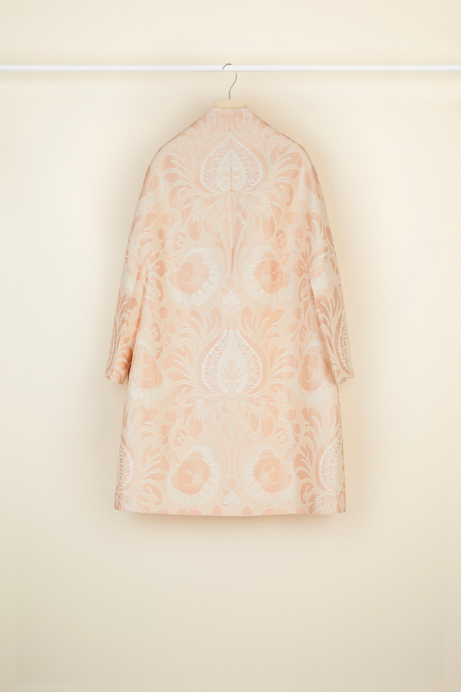 Patou CO003 manteau soie brocart rose oversize floral