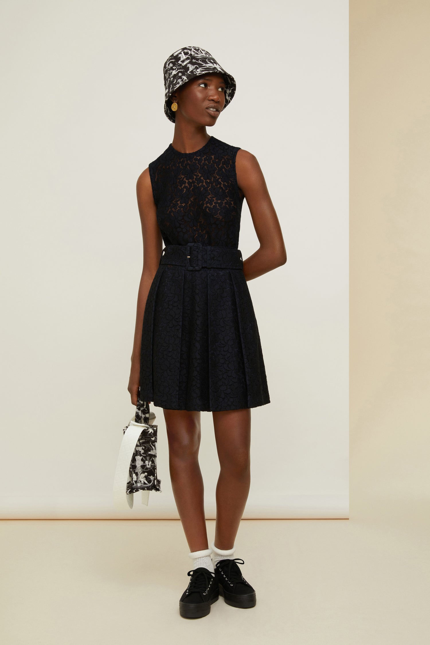 Patou DR089 robe dentelle mini bleu nuit évasée