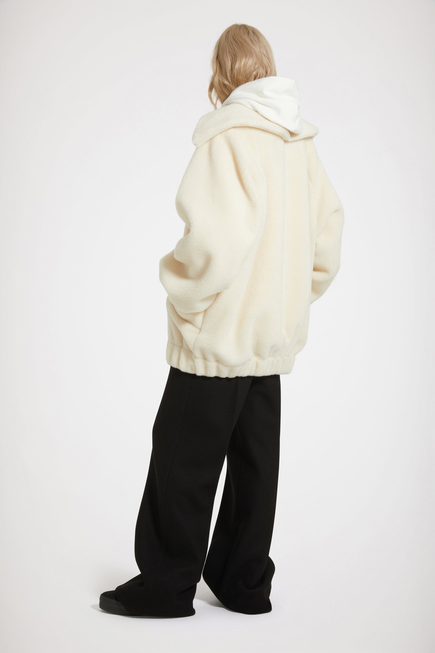 Patou H23JE0980157009A bomber shearling blanc Avalanche oversize
