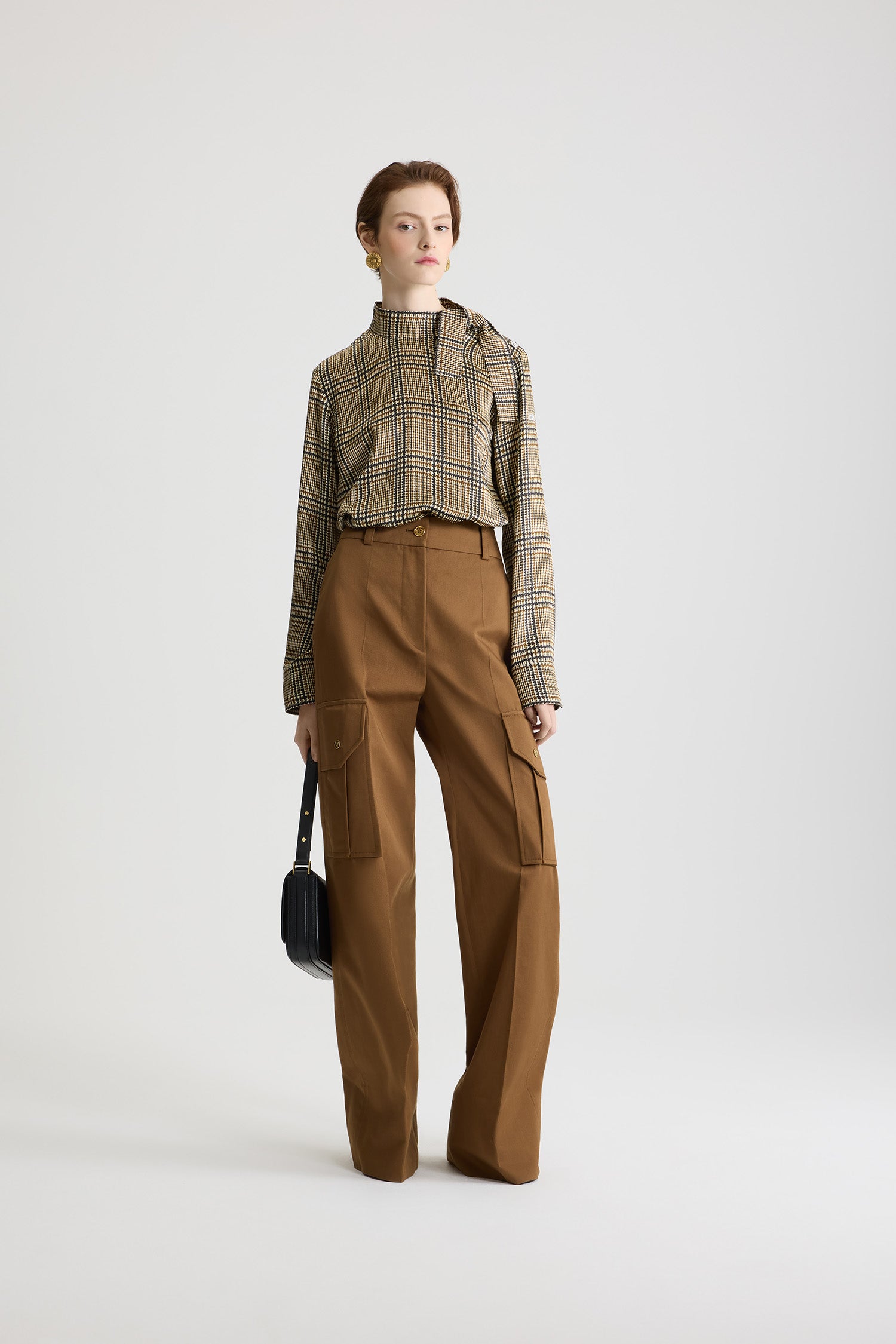 Patou H25TR055 pantalon cargo évasé coton bio Nutmeg