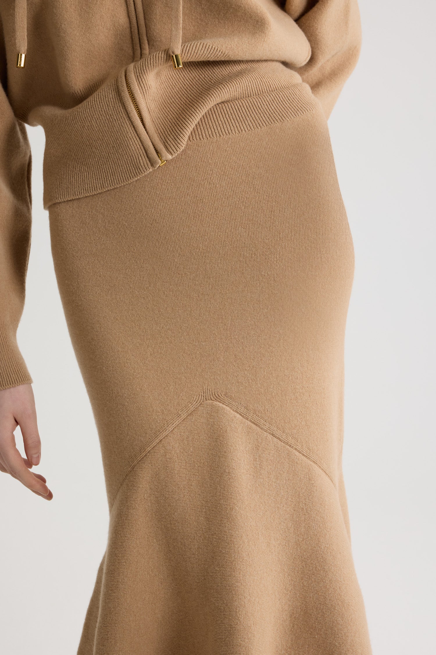 Patou KN298 jupe midi sirène beige laine cachemire