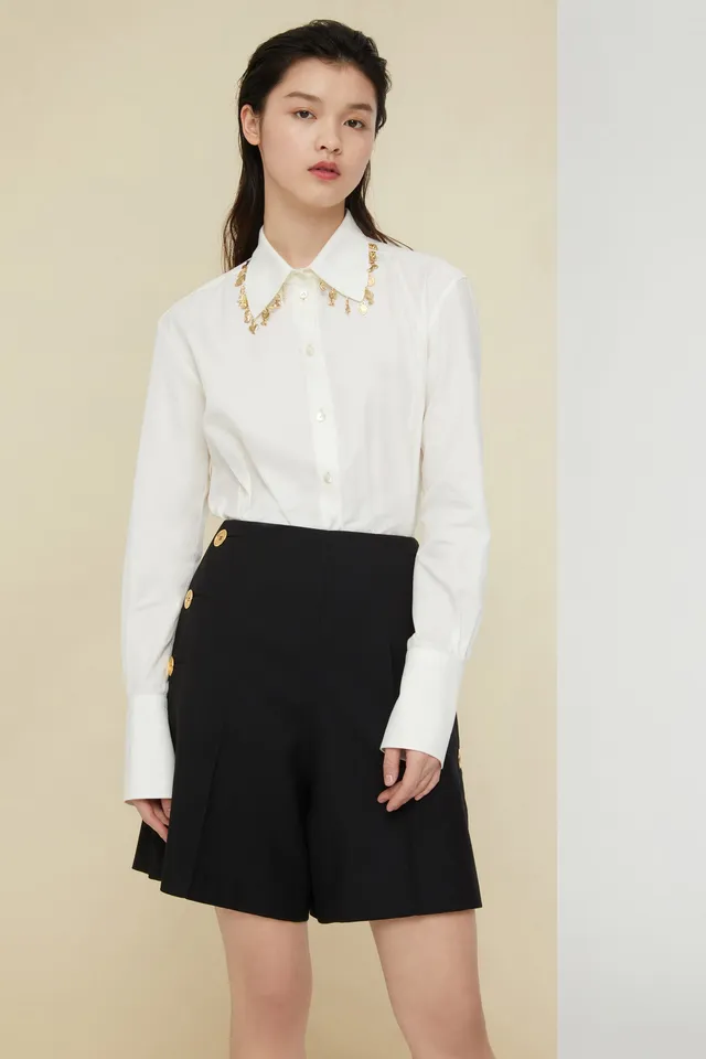 Patou BL009 chemise crème coton col bijoux