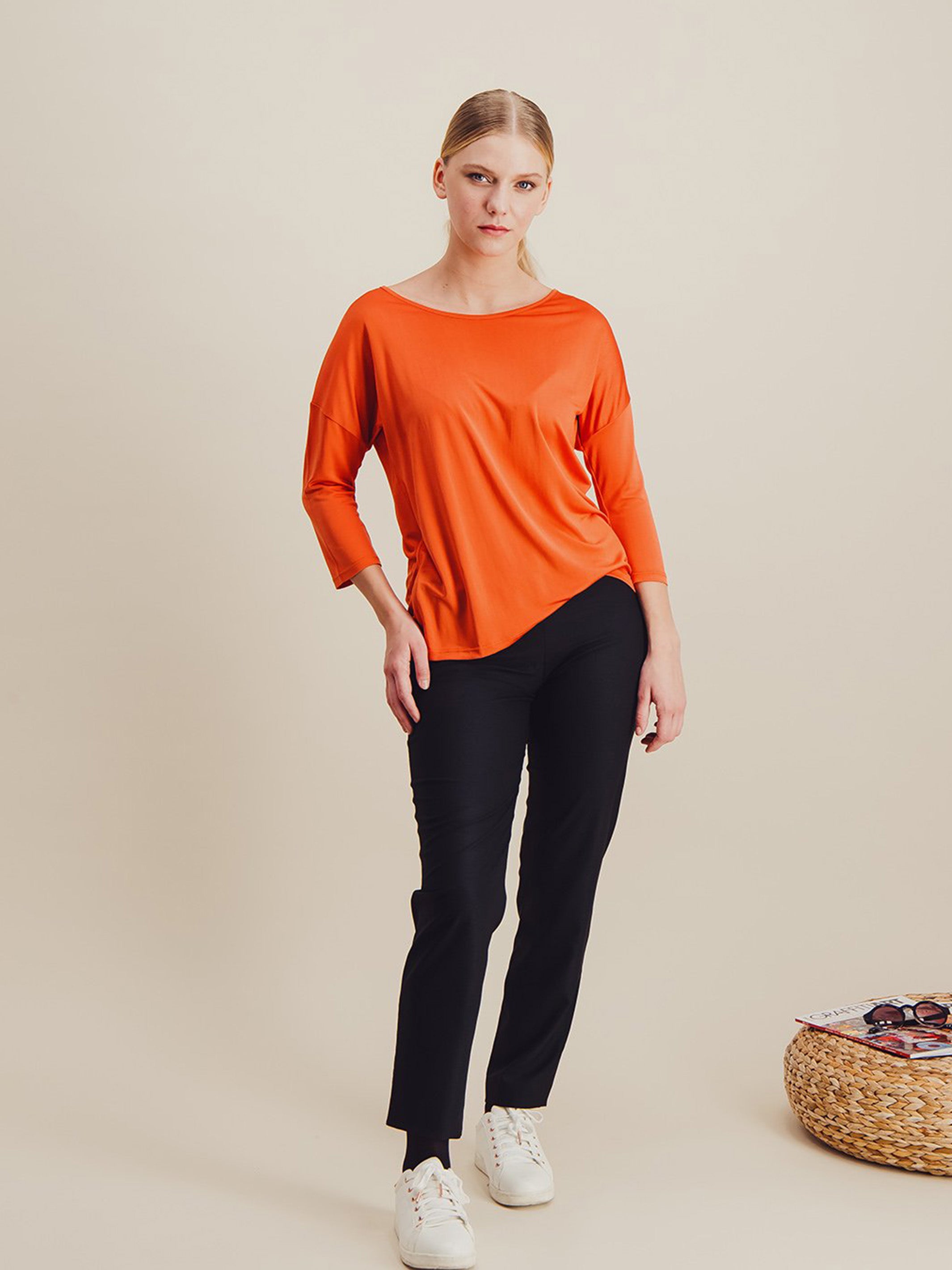 Anahide Saint André Iris tee-shirt soie vert amande