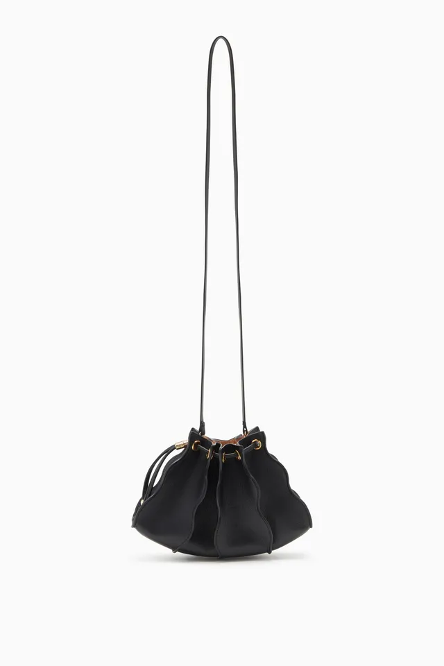 Ulla Johnson Adria Sac bandoulière cuir Noir agneau pepper