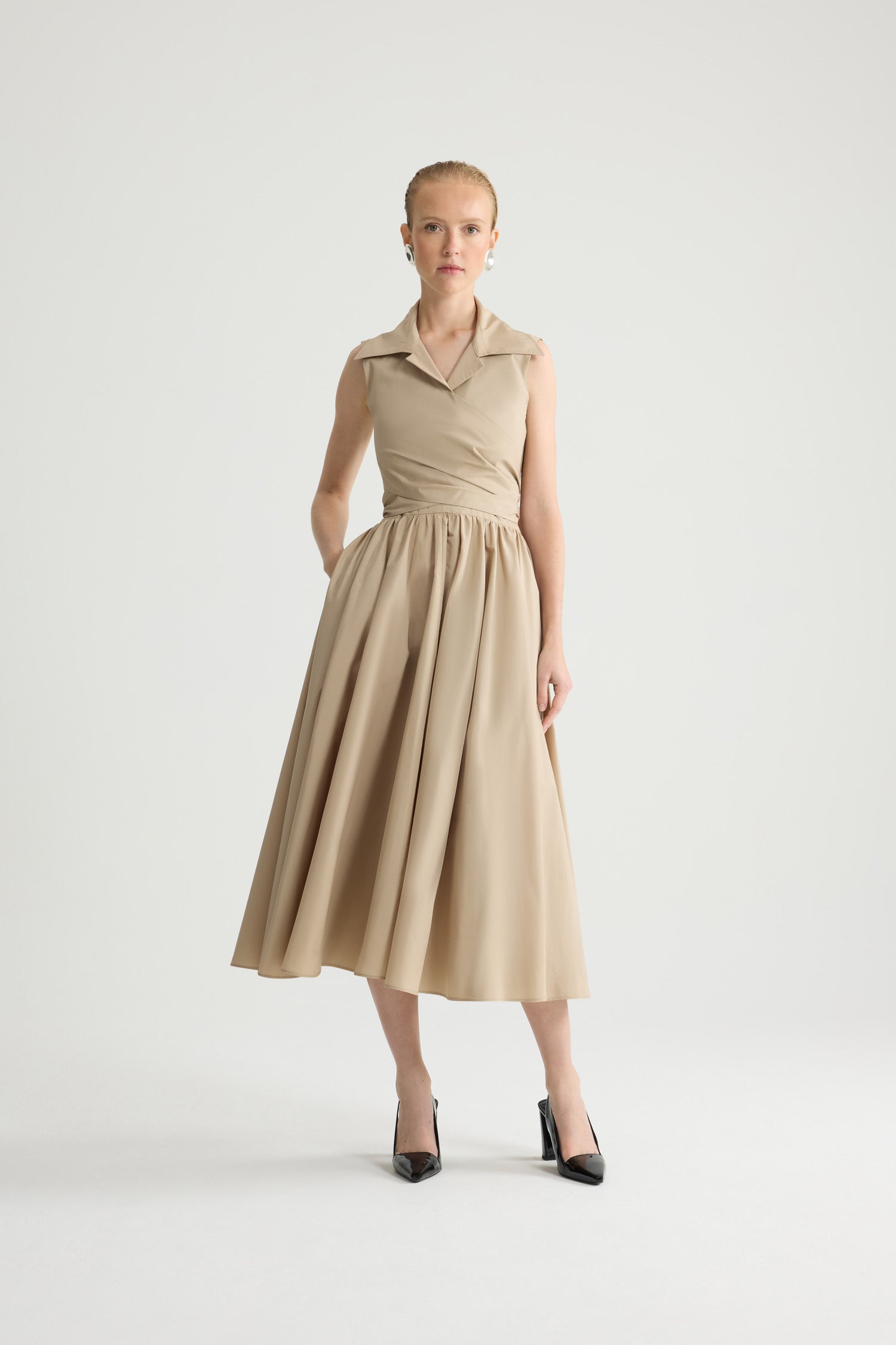 Patou DR223 robe midi faille drapée Dune sable