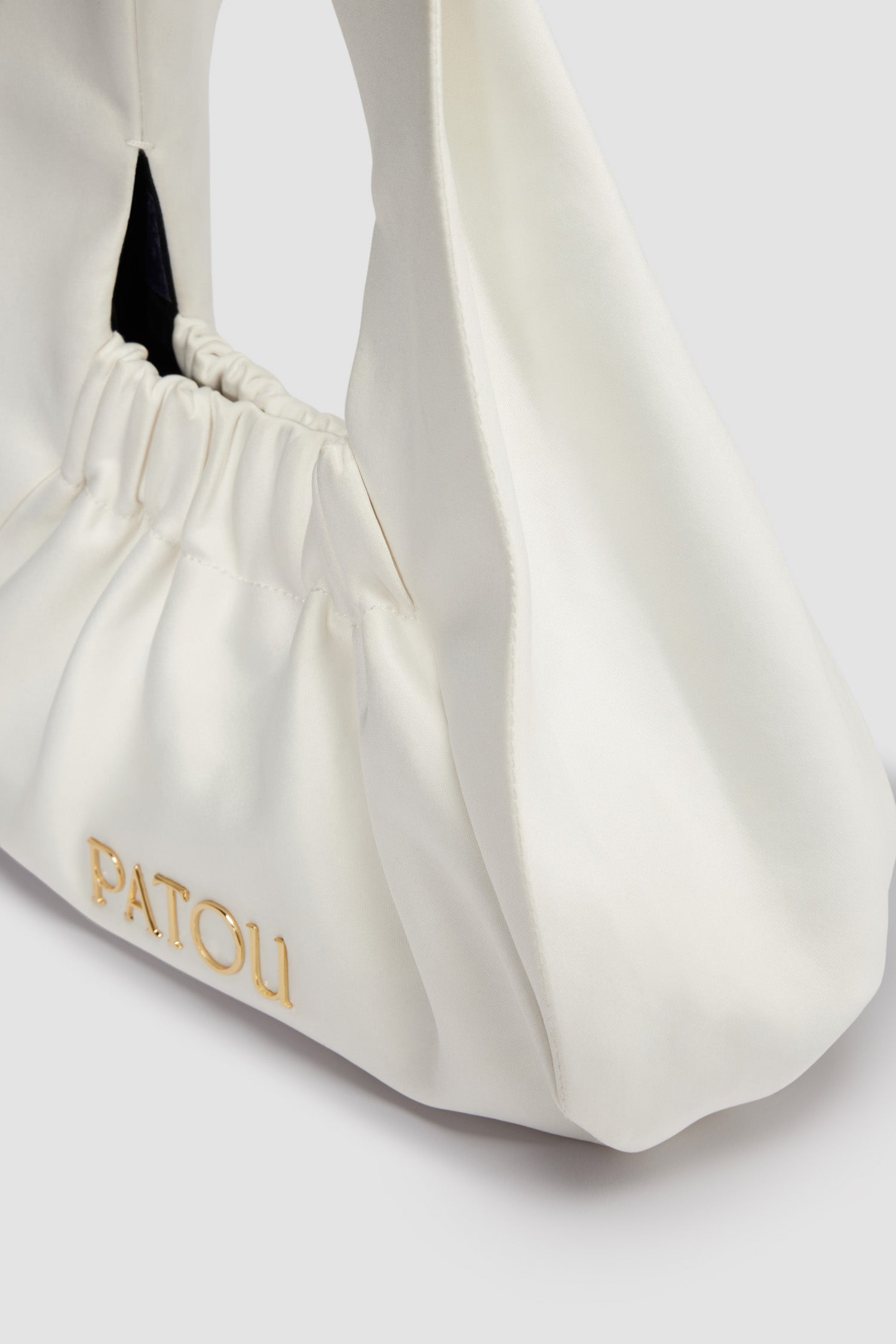 Patou Biscuit AC054 sac satin blanc hobo
