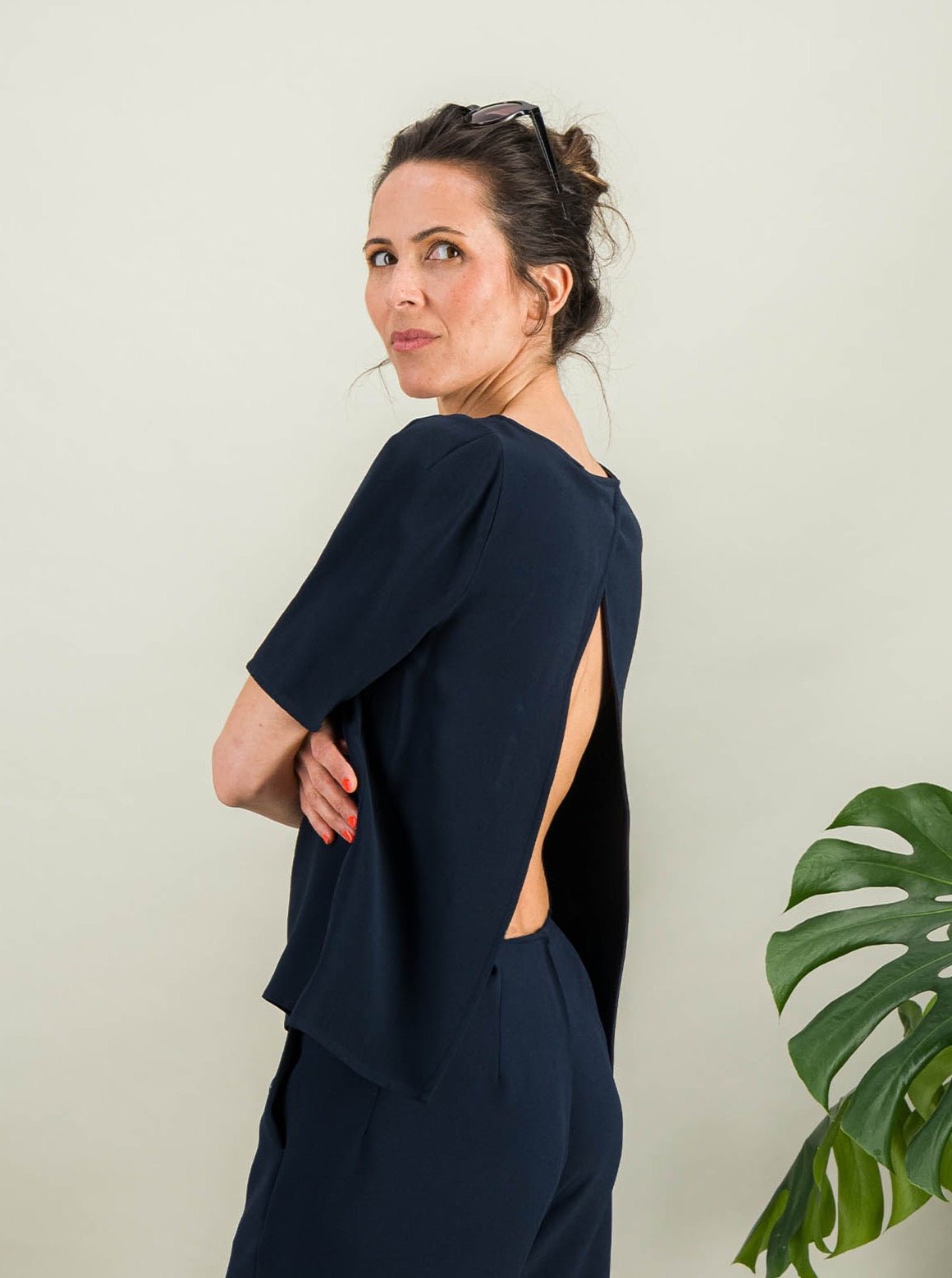 Anahide Saint André COMETE haut dos nu bleu marine