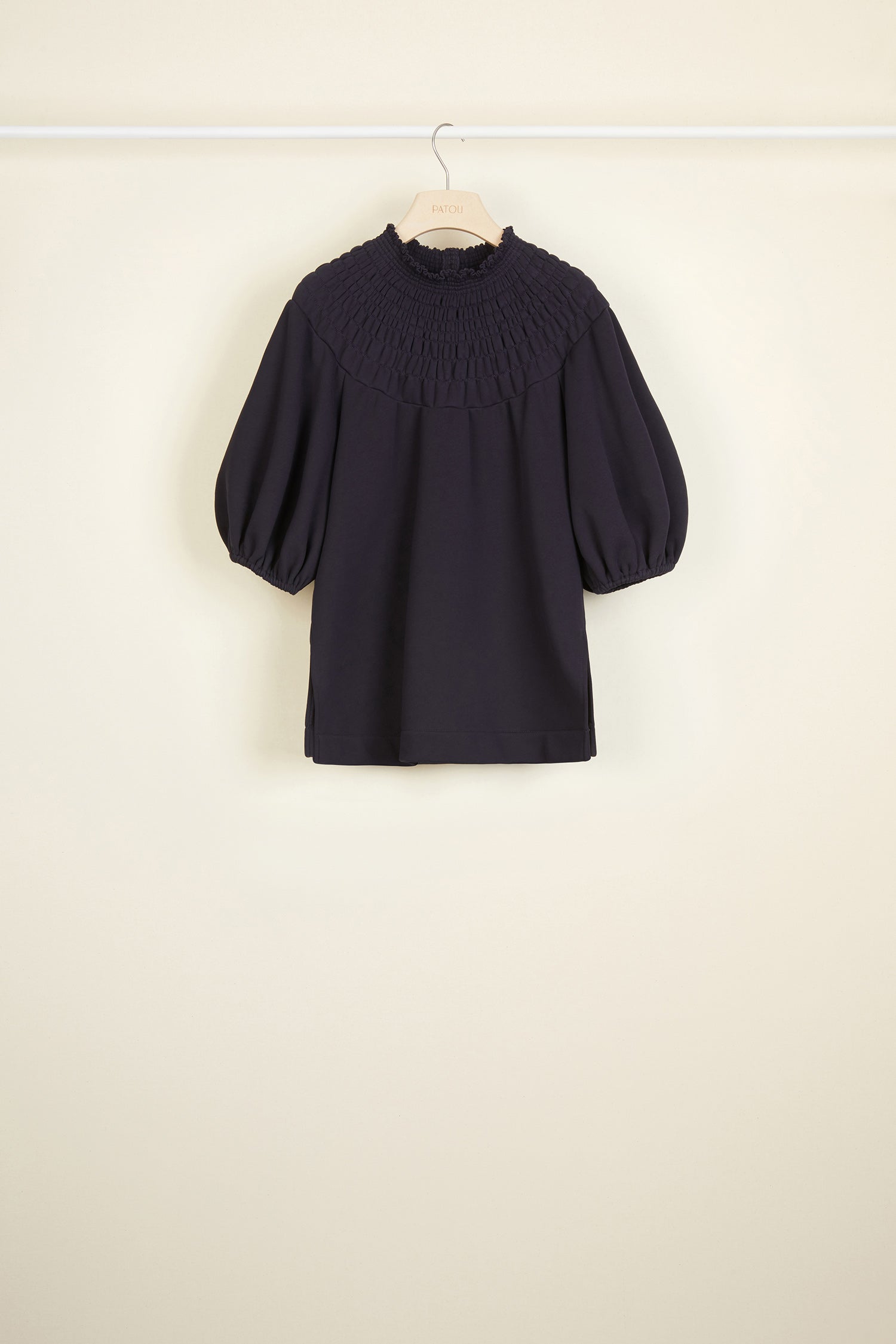 Patou P20JE0049995601N sweatshirt coton bleu marine col smocké