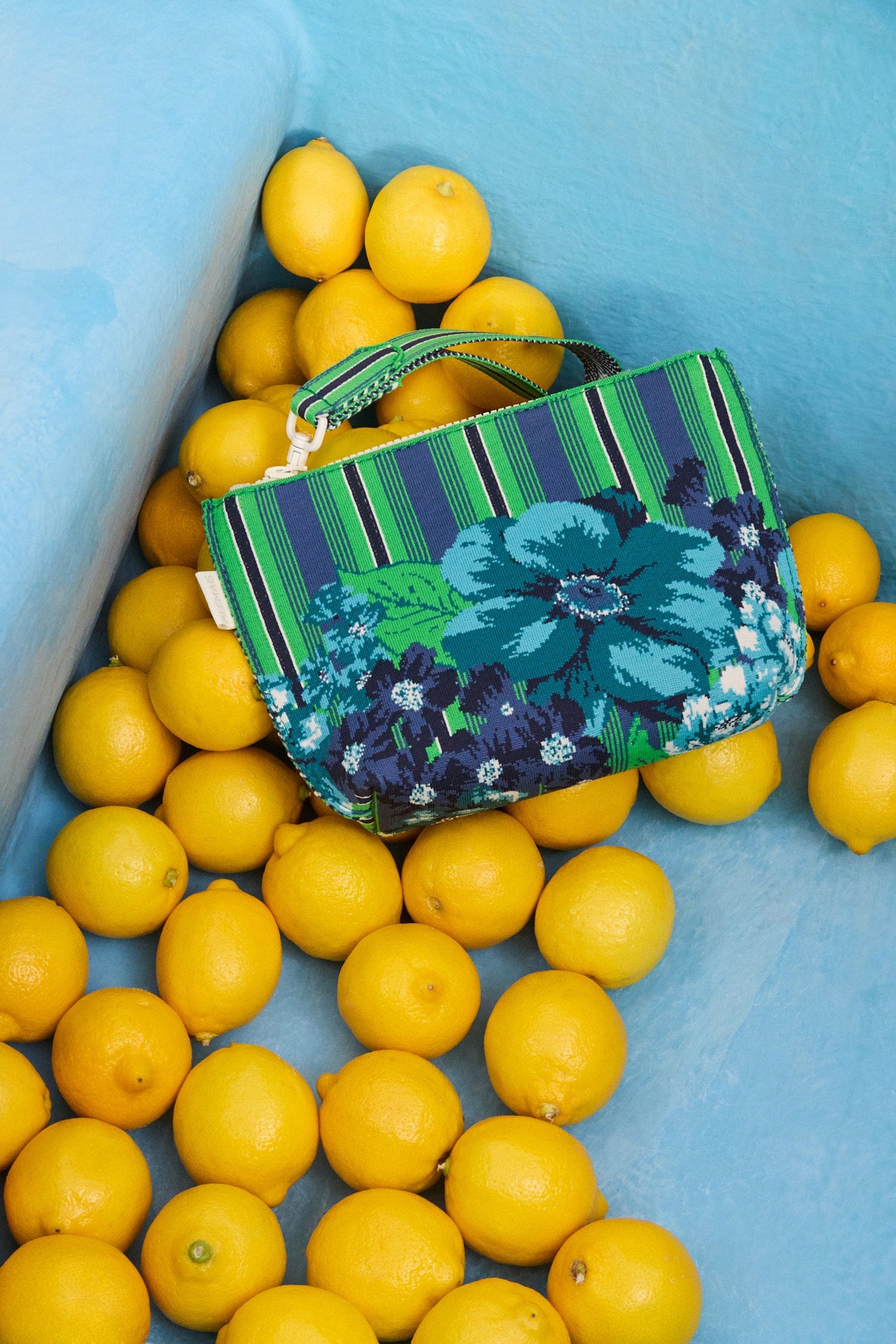 Alemäis Margo pochette jacquard recyclée fleurie