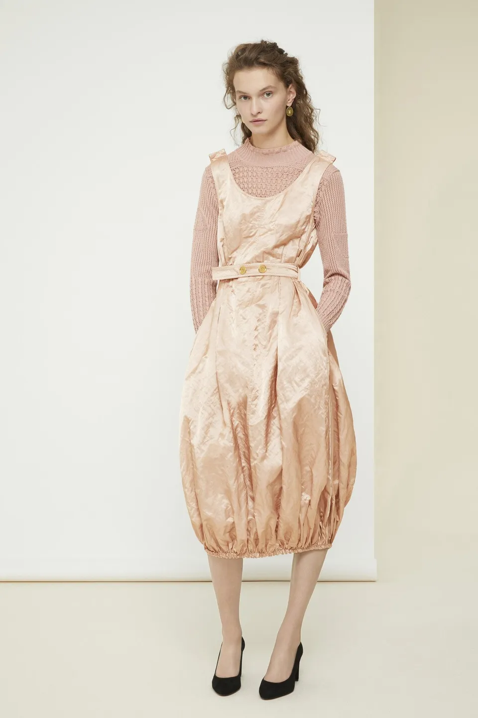 Patou DR070 robe boule satin rose poudré ceinture