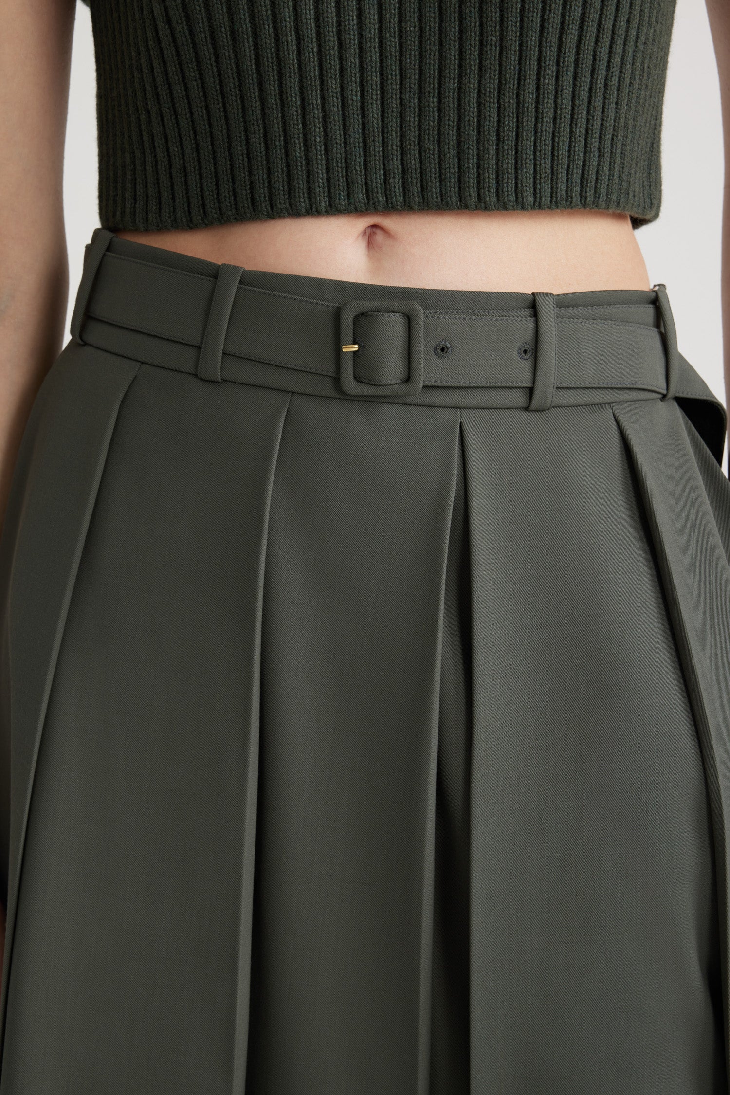 Patou Skirts SK070 jupe midi kaki plissée ceinture