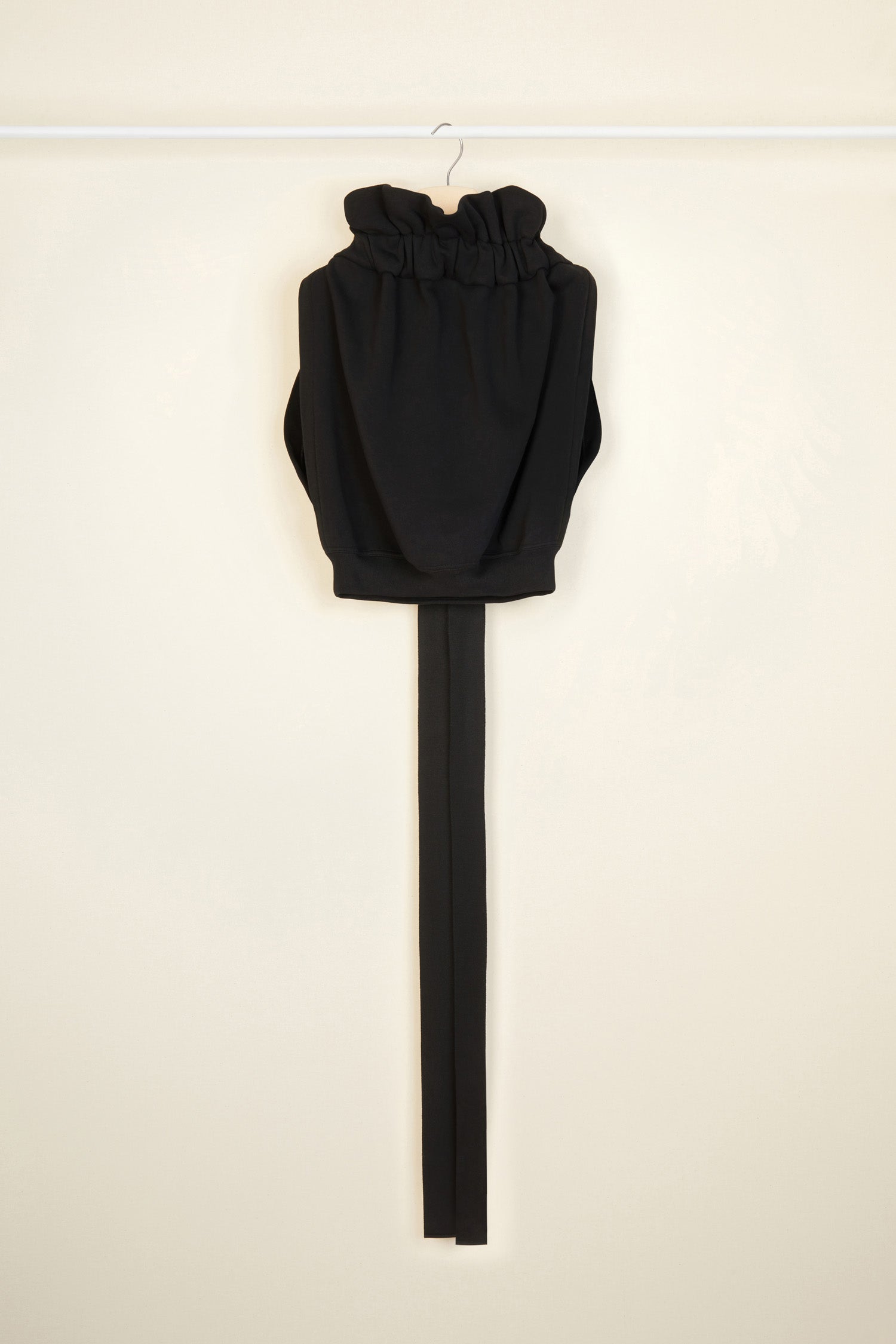 Patou JE023 sweat coton bio noir sans manches oversize