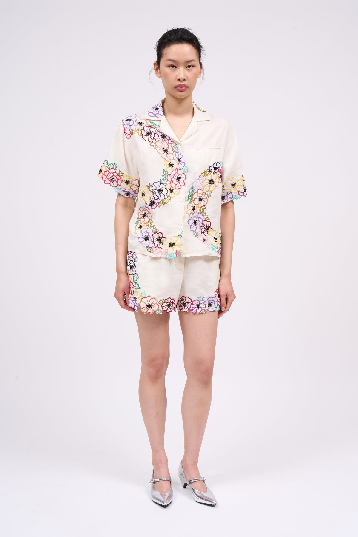 Paul & Joe Petilou short lin brodé couronne fleurs