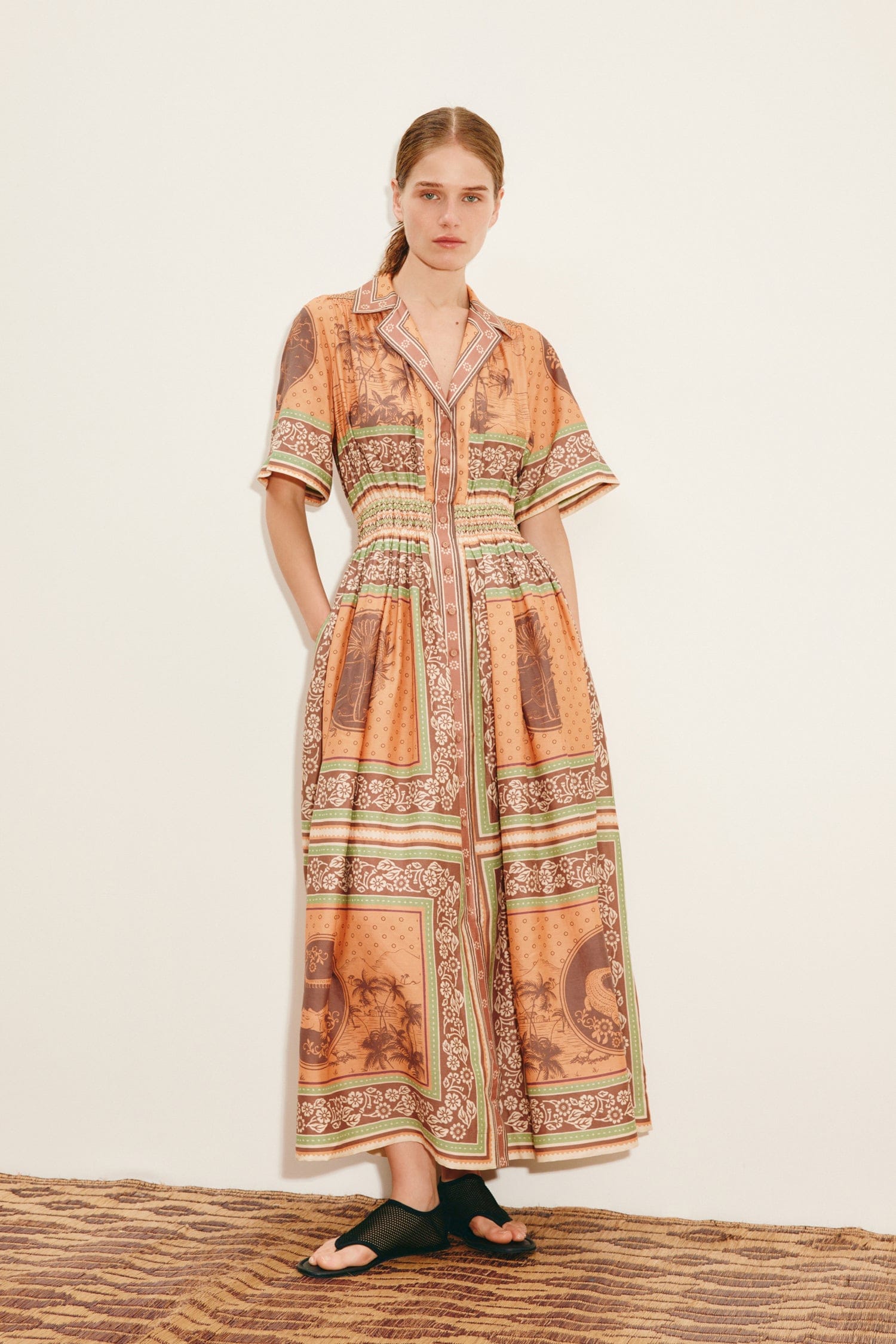 Alemais Alberta robe chemise midi smockée
