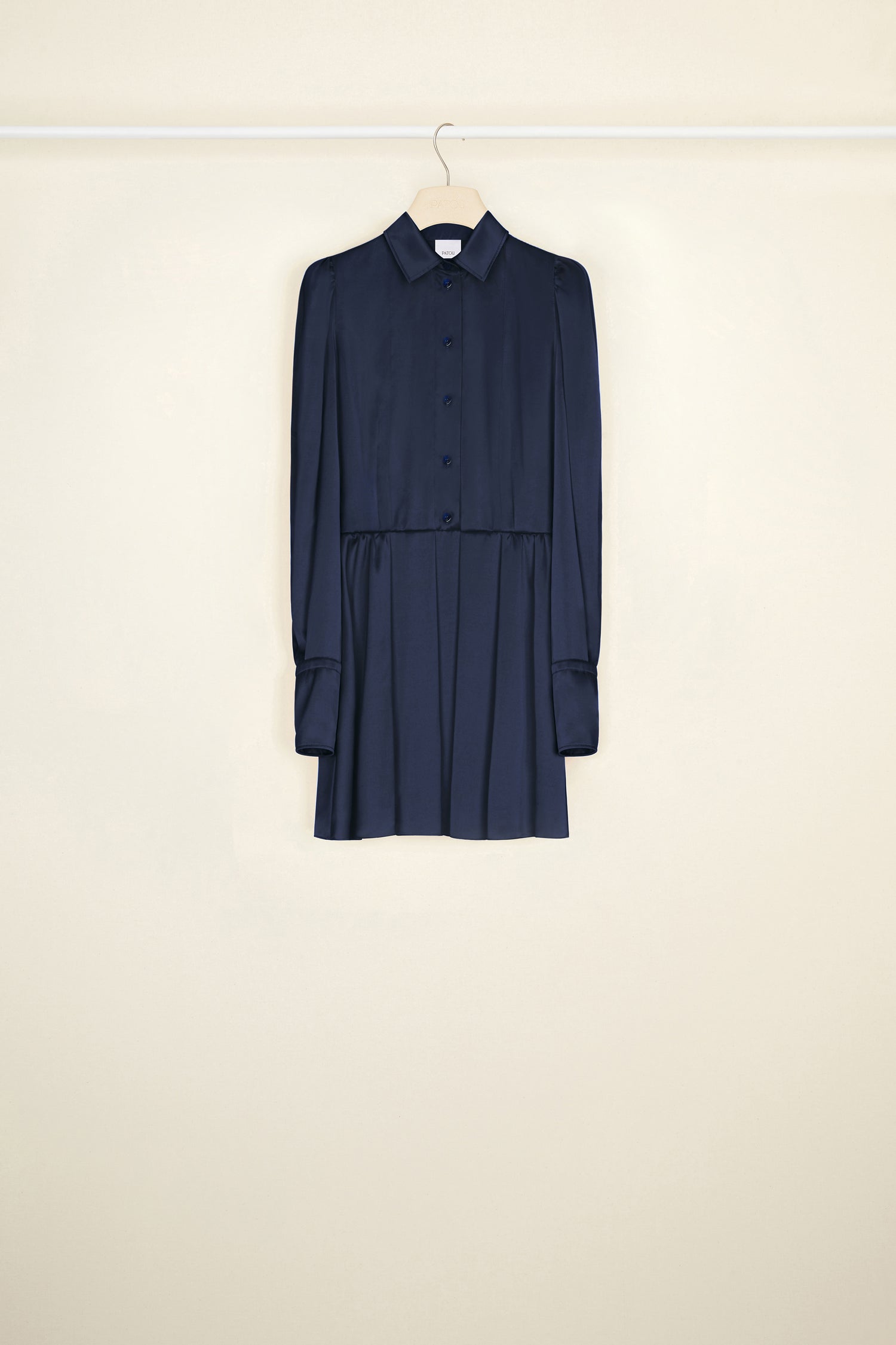 Patou DR081 robe chemise plissée satin bleu marine