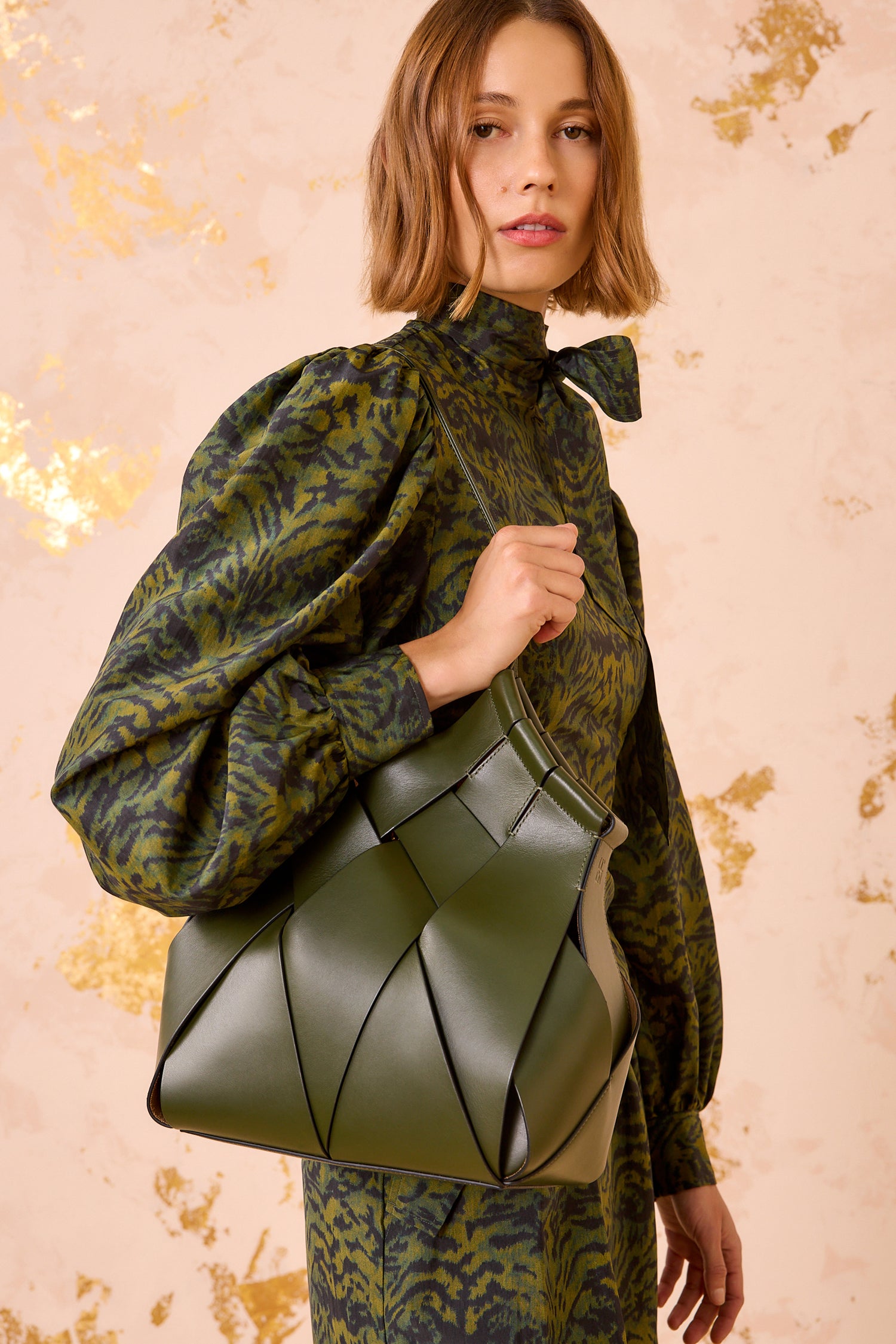 Ulla Johnson Charlotte sac épaule cuir Militaire