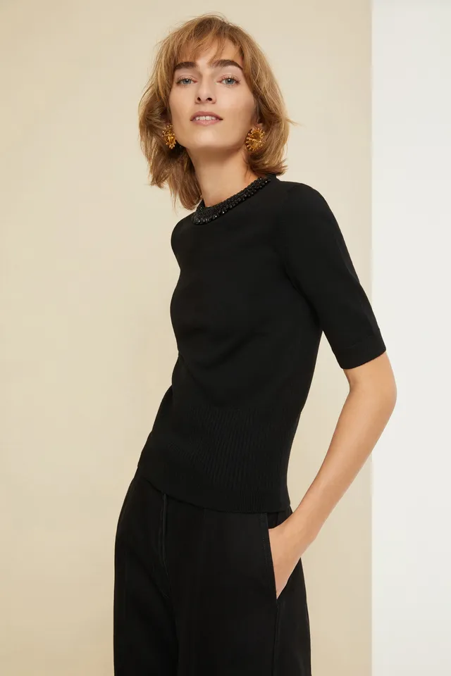 Patou KN037 pull manches courtes Noir col bijoux perles