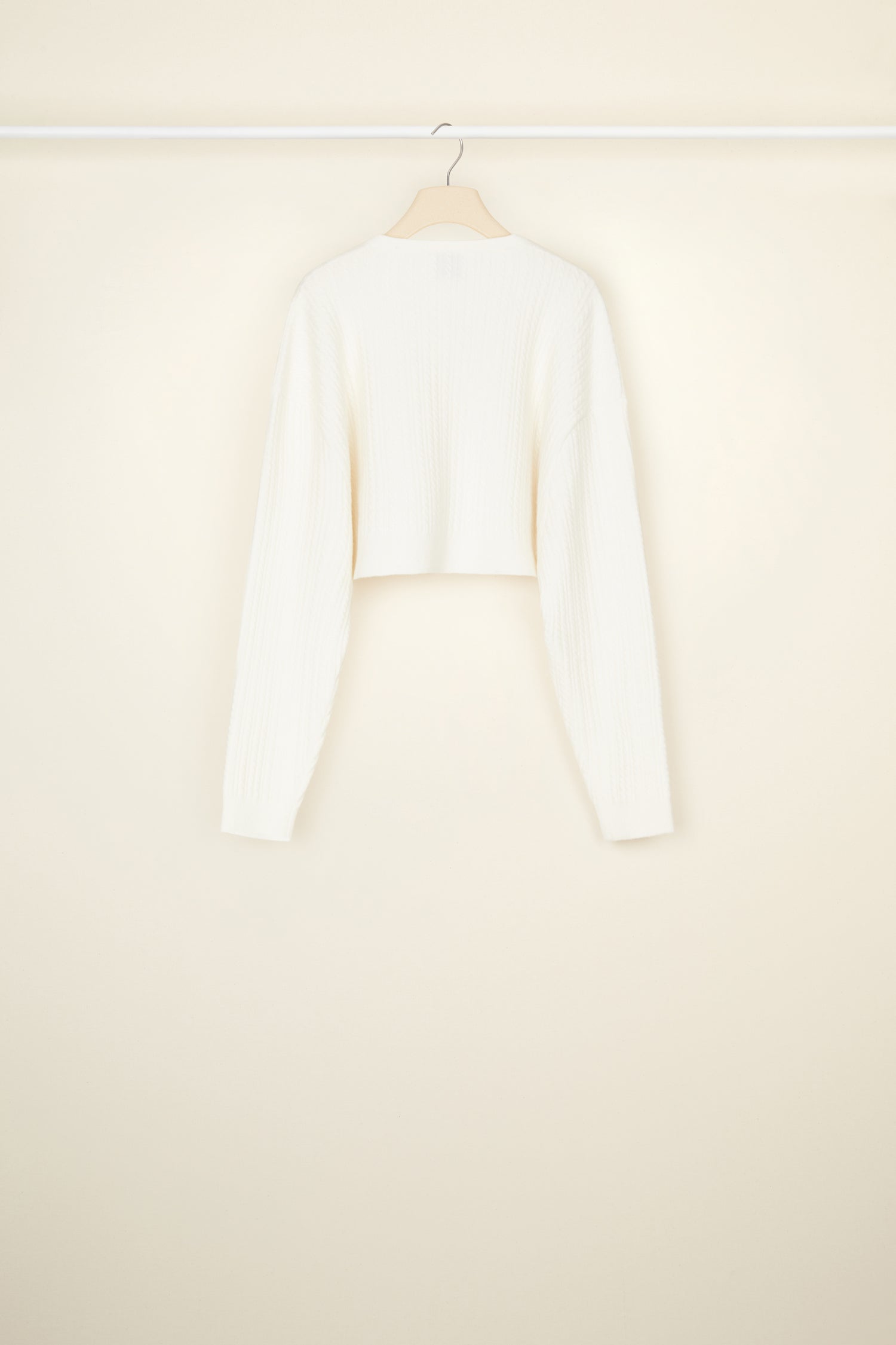 Patou KN073 cardigan court torsadé laine recyclée blanc
