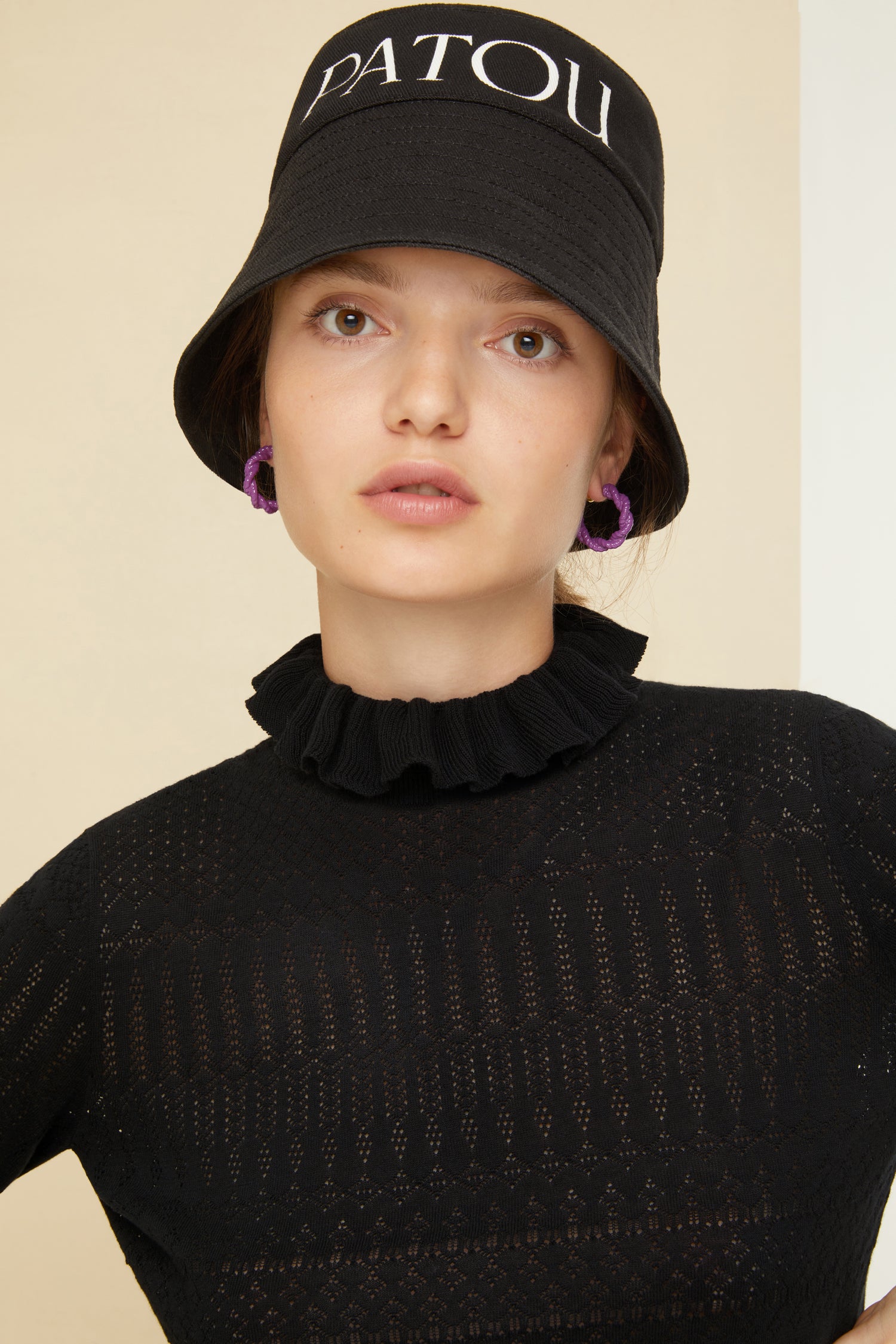 Patou Jewellery petites créoles tressées laiton violet Anémone TU