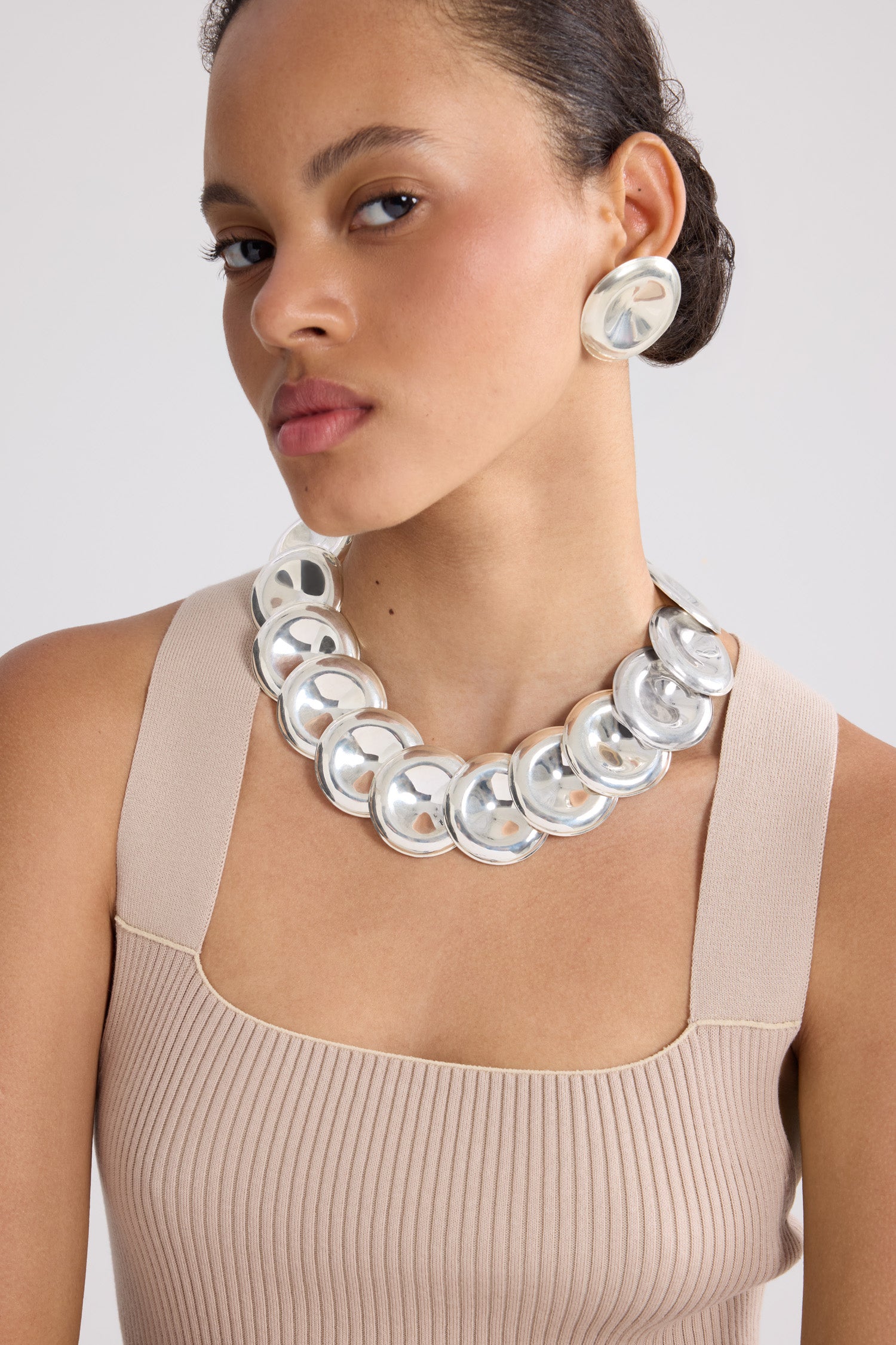 Patou Disc PM JW174 collier ras cou disques argenté
