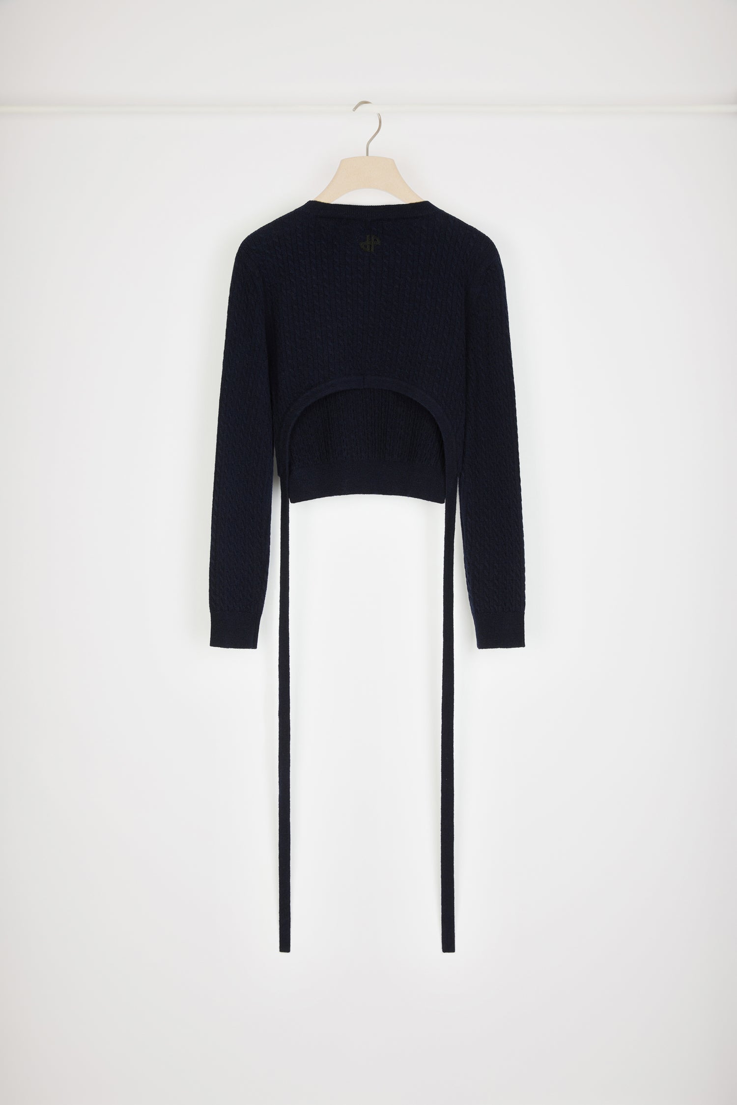 Patou Knitwear KN123 pull laine cachemire noir Eclipse