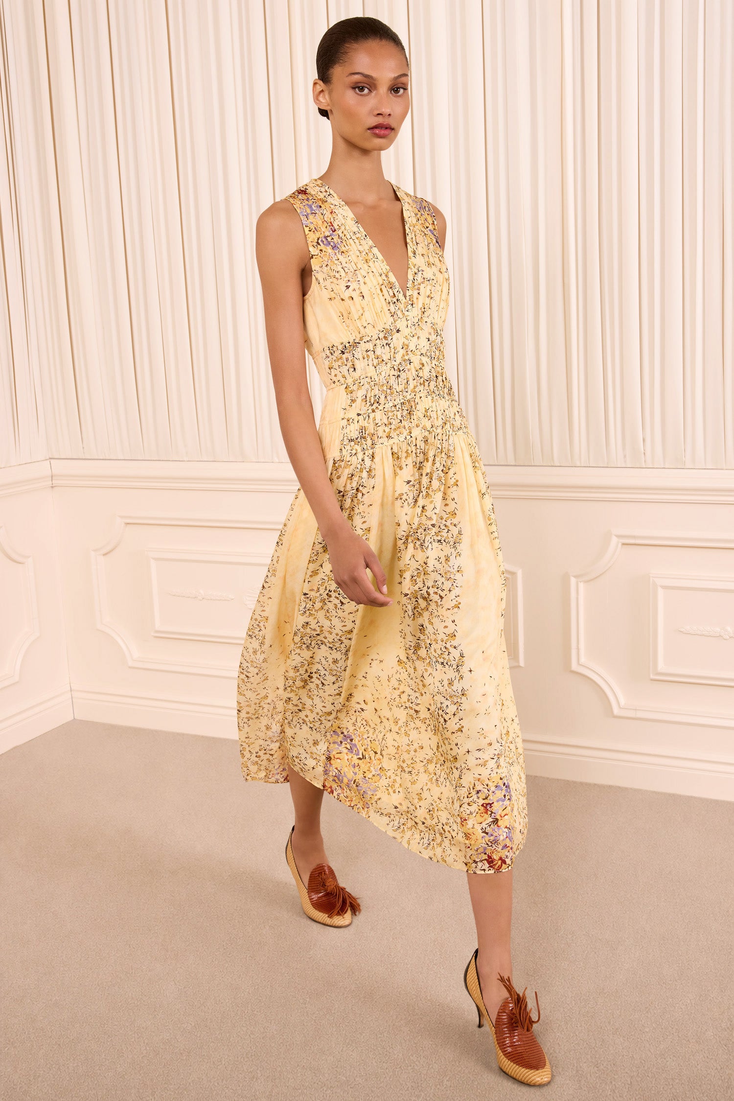 Ulla Johnson Sylvie robe midi soie forsythia sans manches