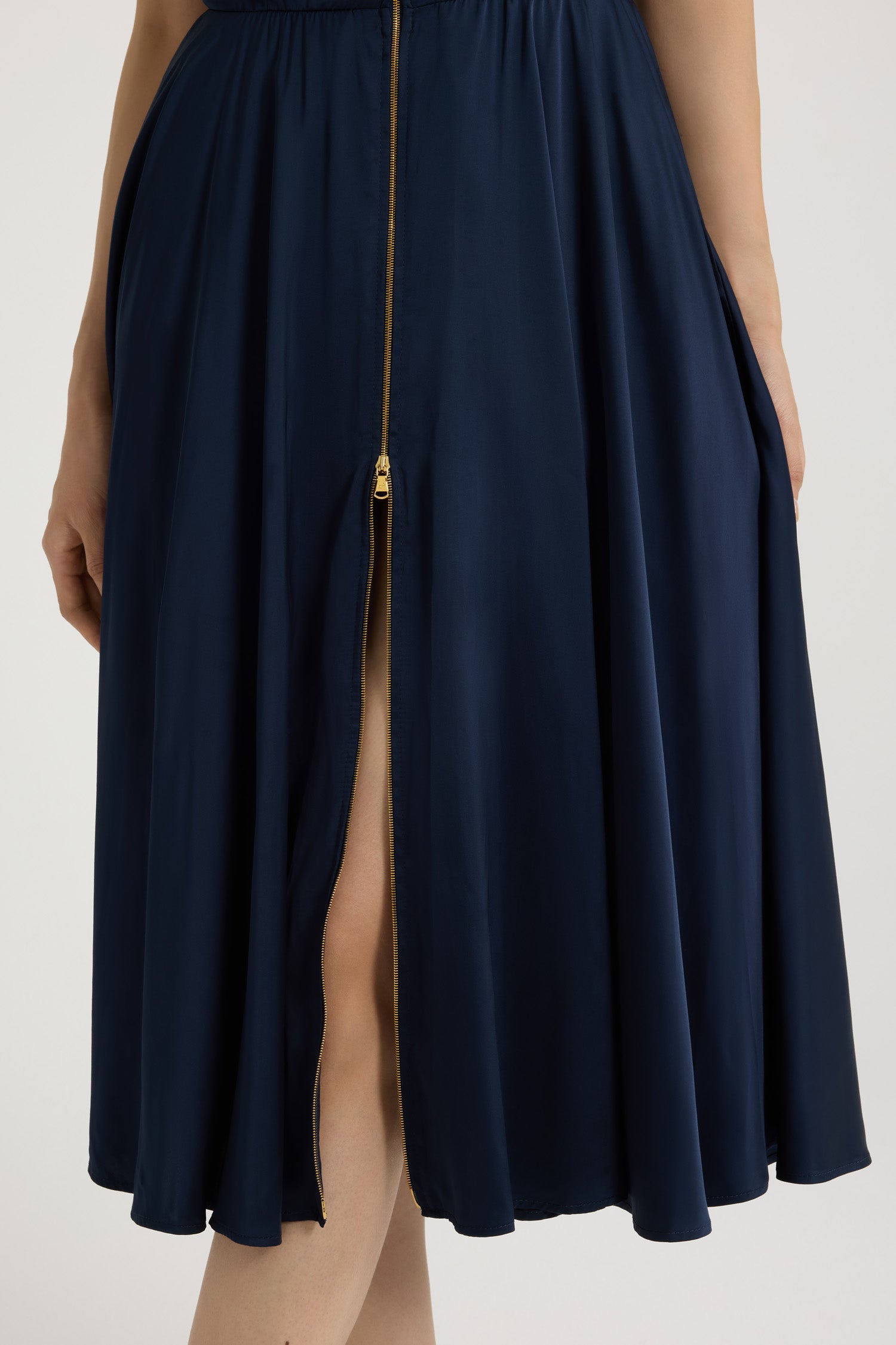 Patou Dresses DR161 robe midi Navy Black satin viscose